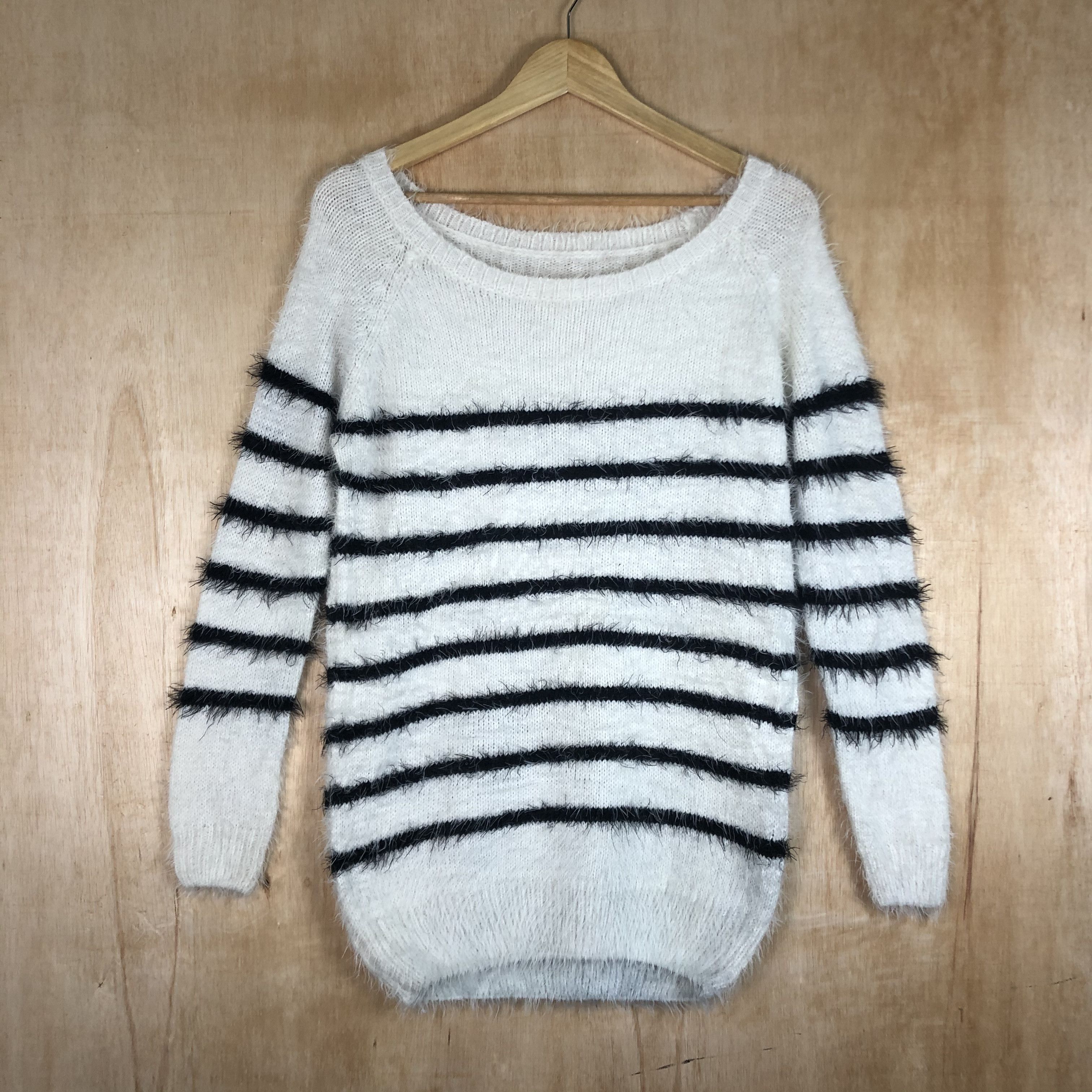 Aran Isles Knitwear × Homespun Knitwear × OVER THE STRiPES DLL Latina Black white Mohair shaggy fur Knitwear #c057 Size M / US 6-8 / IT 42-44 - 1 Thumbnail