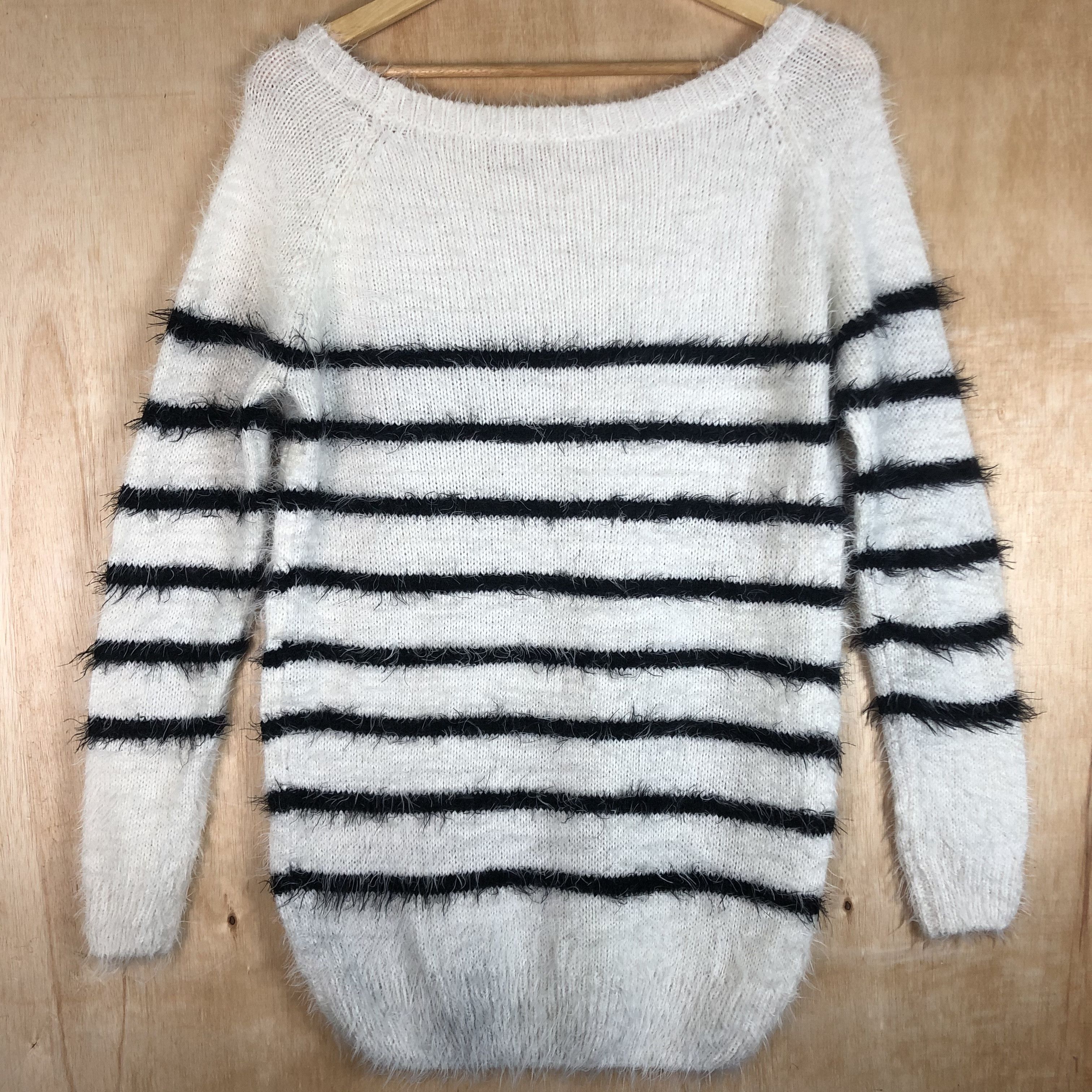 Aran Isles Knitwear × Homespun Knitwear × OVER THE STRiPES DLL Latina Black white Mohair shaggy fur Knitwear #c057 Size M / US 6-8 / IT 42-44 - 12 Thumbnail
