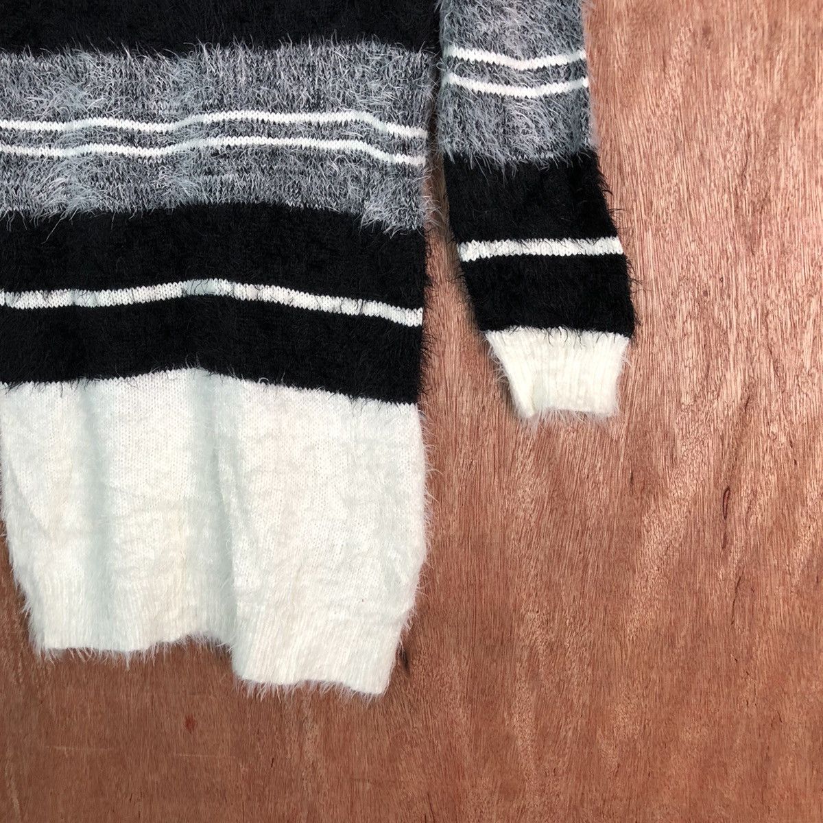 Hypebeast × Luxe × OVER THE STRiPES Luxe Rose Stripe Shag Shaggy Fur Mohair Knitwear #6497 Size M / US 6-8 / IT 42-44 - 11 Thumbnail
