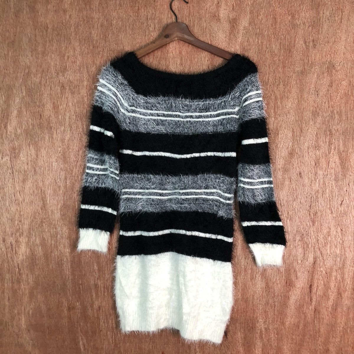 Hypebeast × Luxe × OVER THE STRiPES Luxe Rose Stripe Shag Shaggy Fur Mohair Knitwear #6497 Size M / US 6-8 / IT 42-44 - 9 Thumbnail
