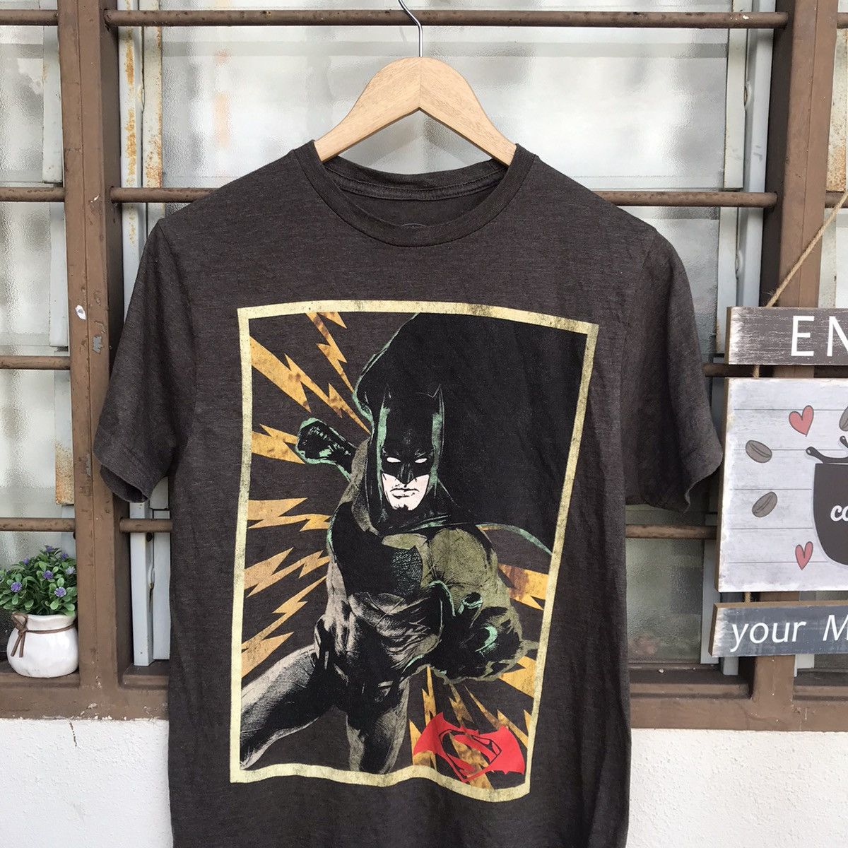DC Comics Batman shirt Size US S / EU 44-46 / 1 - 3 Thumbnail