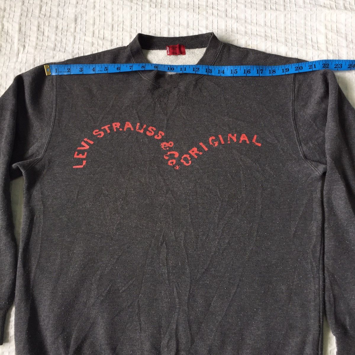 Levi's Vintage Levis Sweatshirt Levi Strauss & Co Levis Red Tab Size US L / EU 52-54 / 3 - 14 Thumbnail