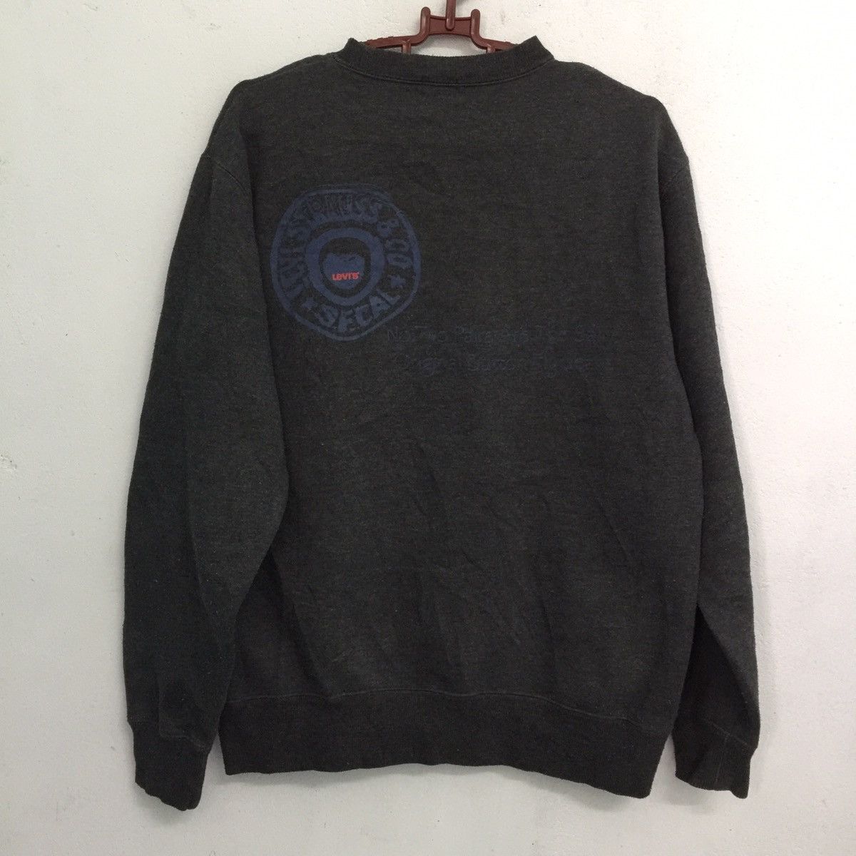 Levi's Vintage Levis Sweatshirt Levi Strauss & Co Levis Red Tab Size US L / EU 52-54 / 3 - 4 Thumbnail