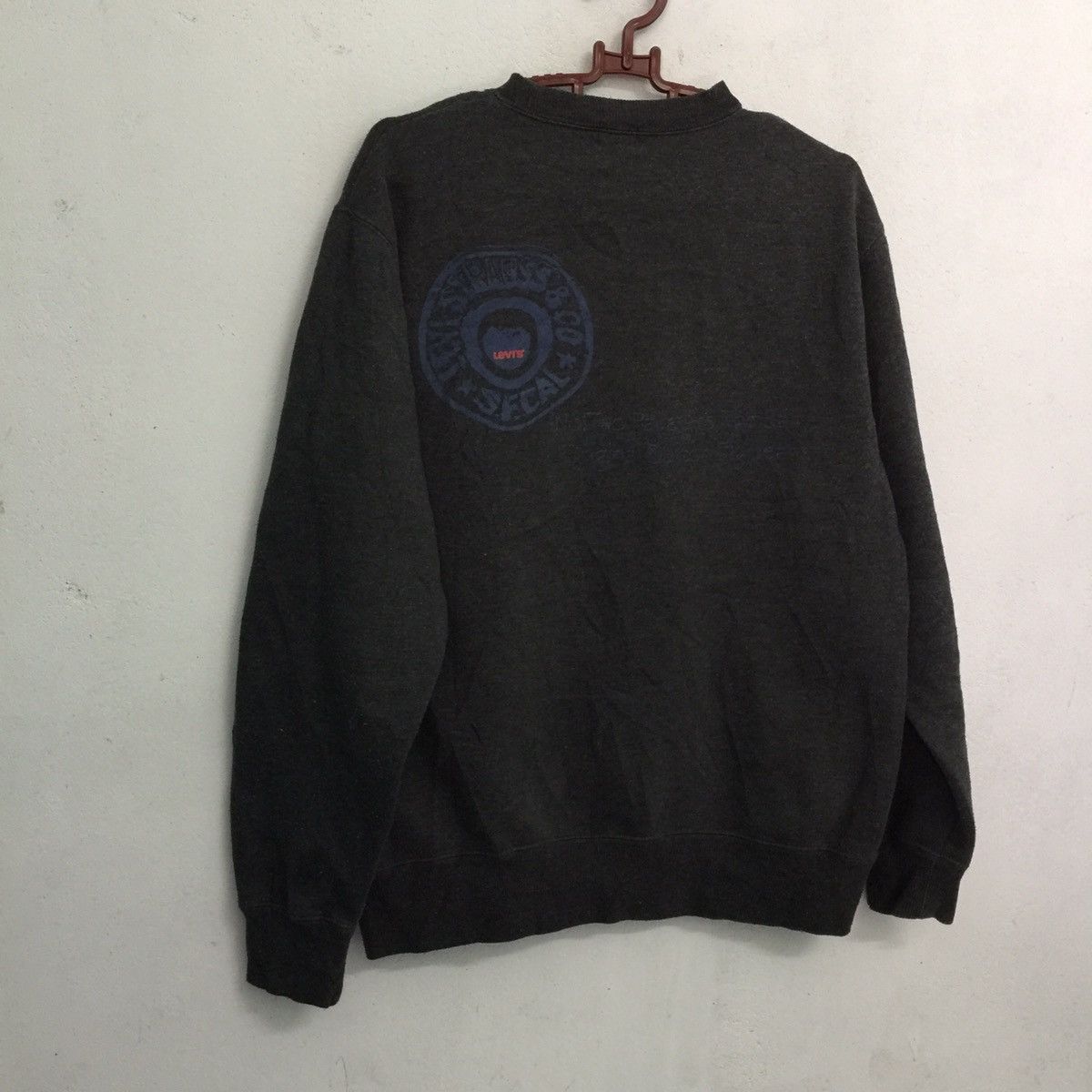 Levi's Vintage Levis Sweatshirt Levi Strauss & Co Levis Red Tab Size US L / EU 52-54 / 3 - 6 Thumbnail
