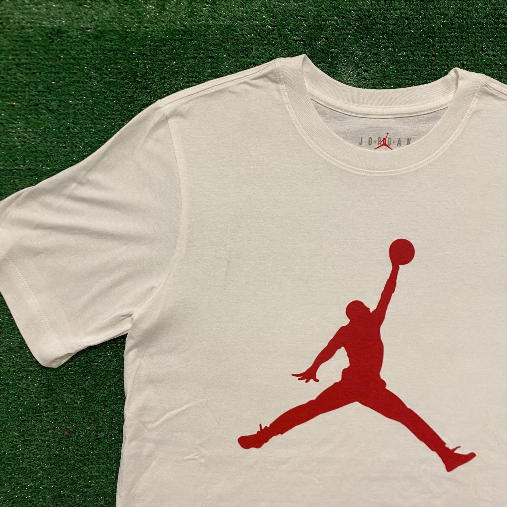 Jordan Brand Nike Air Jordan Jumpman Essential Logo T-Shirt Size US S / EU 44-46 / 1 - 2 Thumbnail