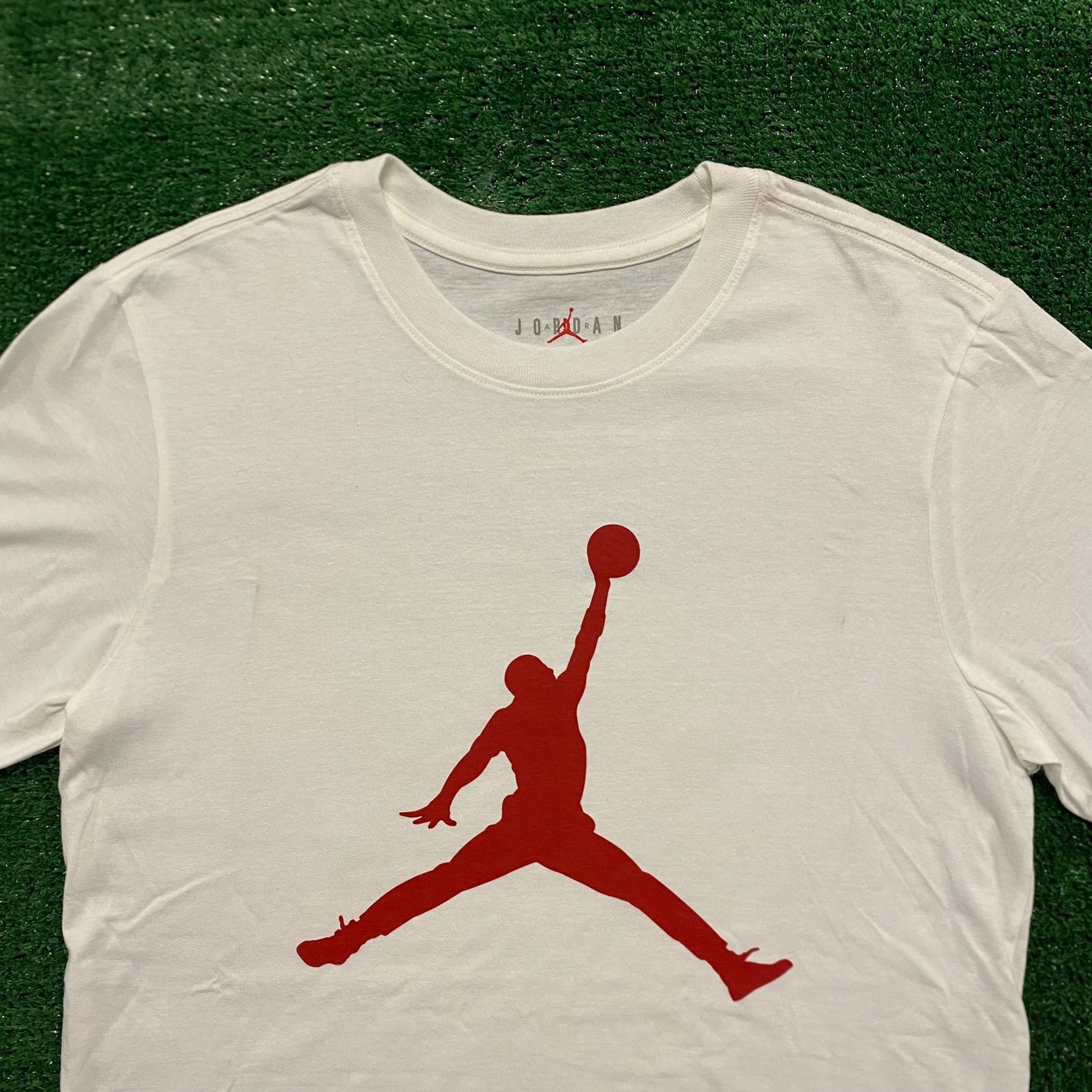 Jordan Brand Nike Air Jordan Jumpman Essential Logo T-Shirt Size US S / EU 44-46 / 1 - 4 Thumbnail