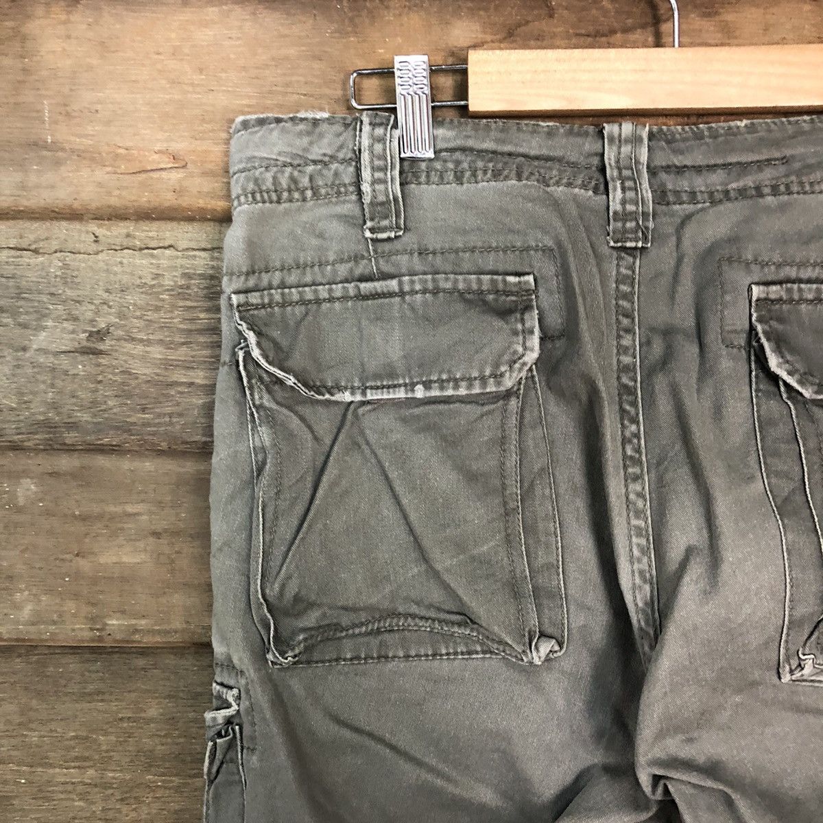 Japanese Brand DL Real Crush Clohing streetwear ripped Cargo Pants #4569 Size US 31 - 14 Thumbnail