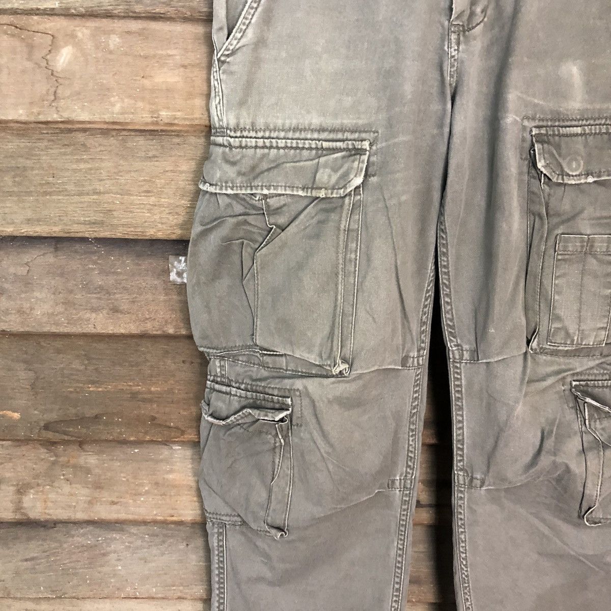 Japanese Brand DL Real Crush Clohing streetwear ripped Cargo Pants #4569 Size US 31 - 6 Thumbnail