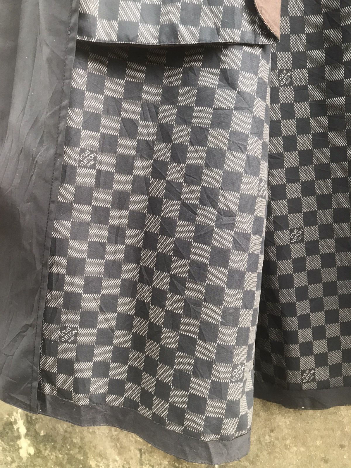 Louis Vuitton Archive LOUIS VUITTON Paris Iconic Damier Check Mac Coat Size US M / EU 48-50 / 2 - 16 Thumbnail