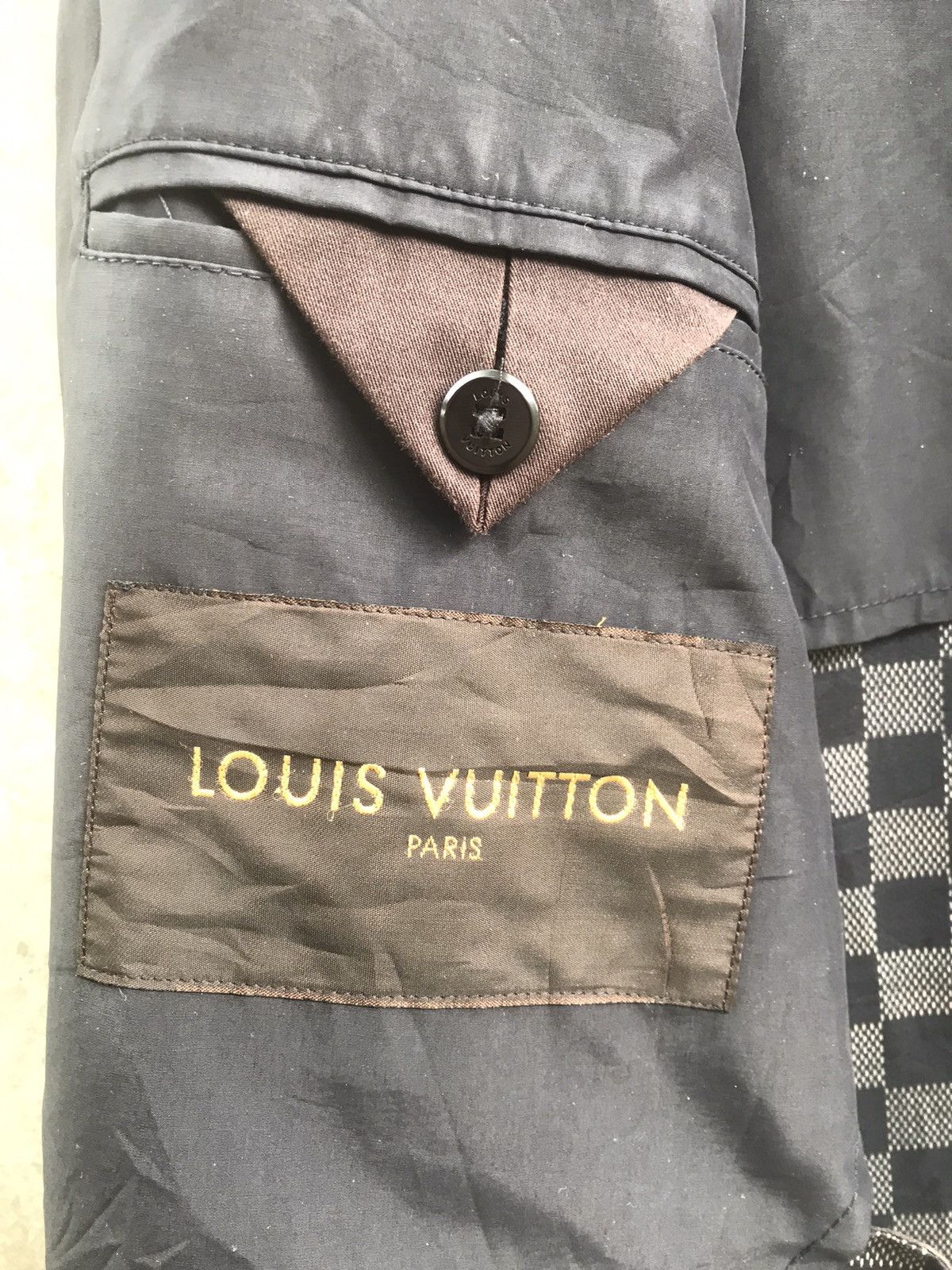 Louis Vuitton Archive LOUIS VUITTON Paris Iconic Damier Check Mac Coat Size US M / EU 48-50 / 2 - 20 Thumbnail