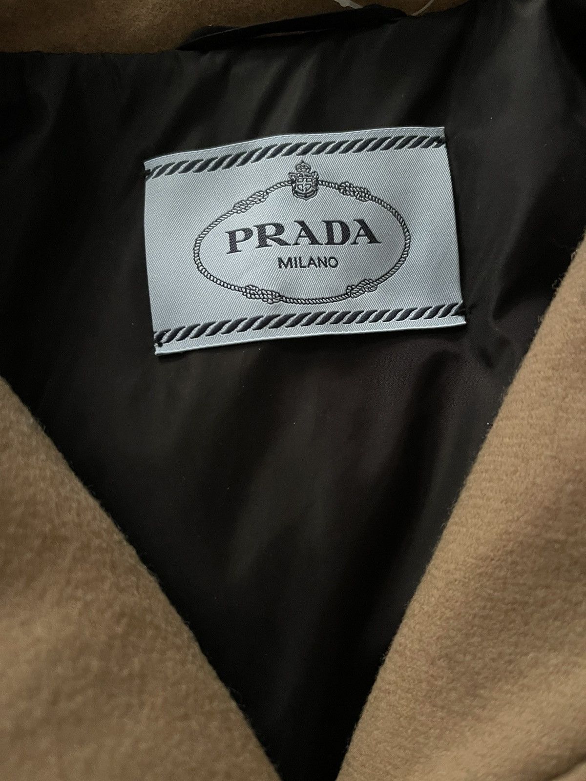 Prada Prada FW18 Padded Jacket Size US XL / EU 56 / 4 - 5 Thumbnail