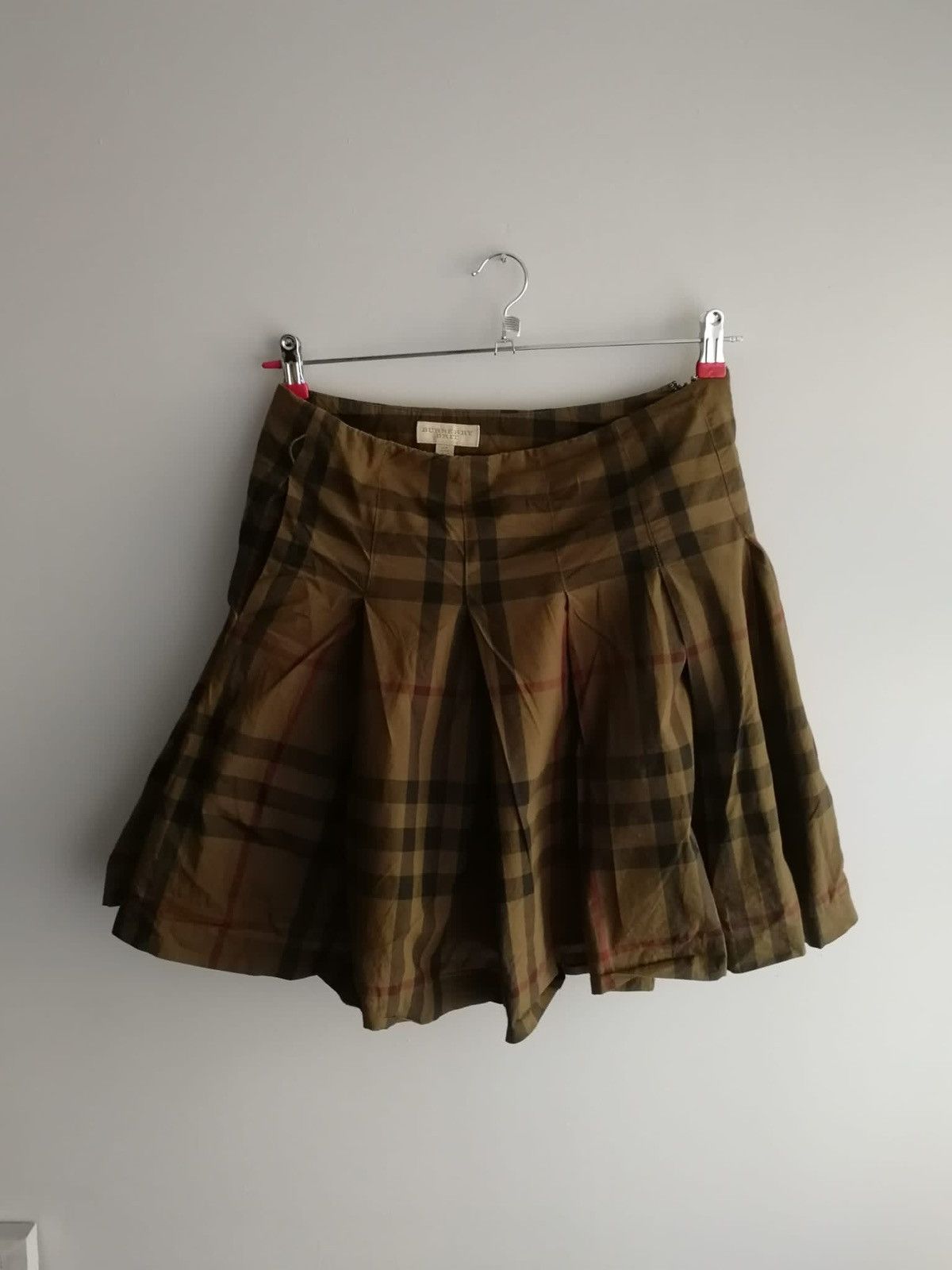 Burberry Burberry skirt Size 27" / US 4 / IT 40 - 1 Thumbnail