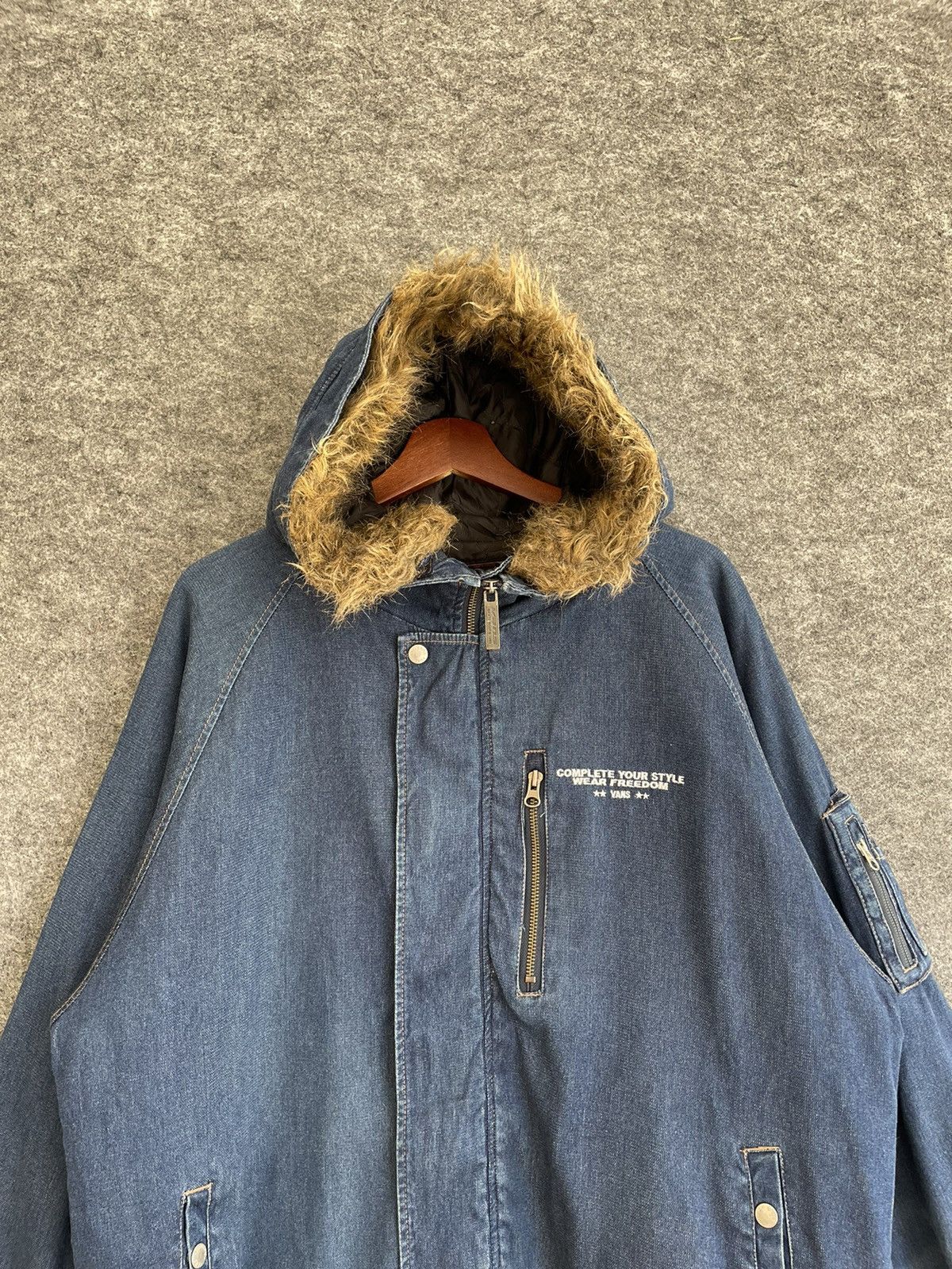 Vans VINTAGE VANS DENIM JACKET Size US L / EU 52-54 / 3 - 2 Thumbnail