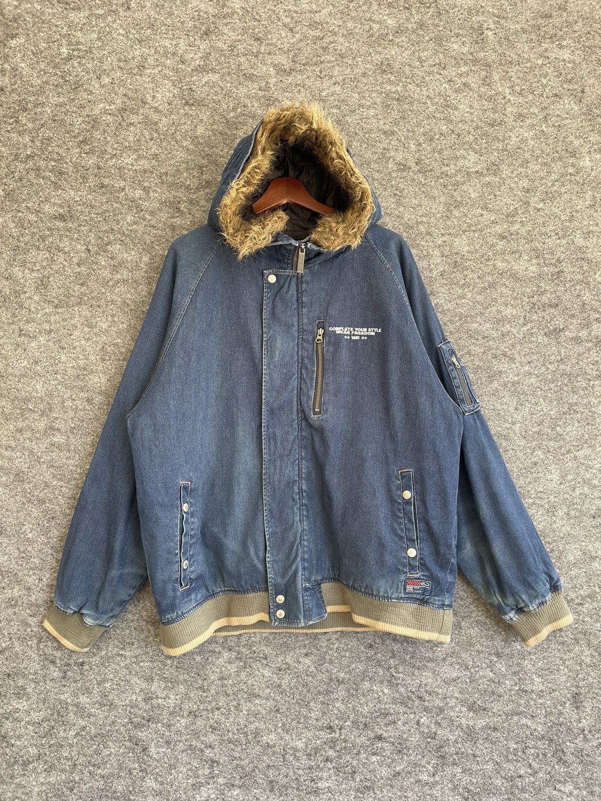 Vans VINTAGE VANS DENIM JACKET Size US L / EU 52-54 / 3 - 1 Thumbnail