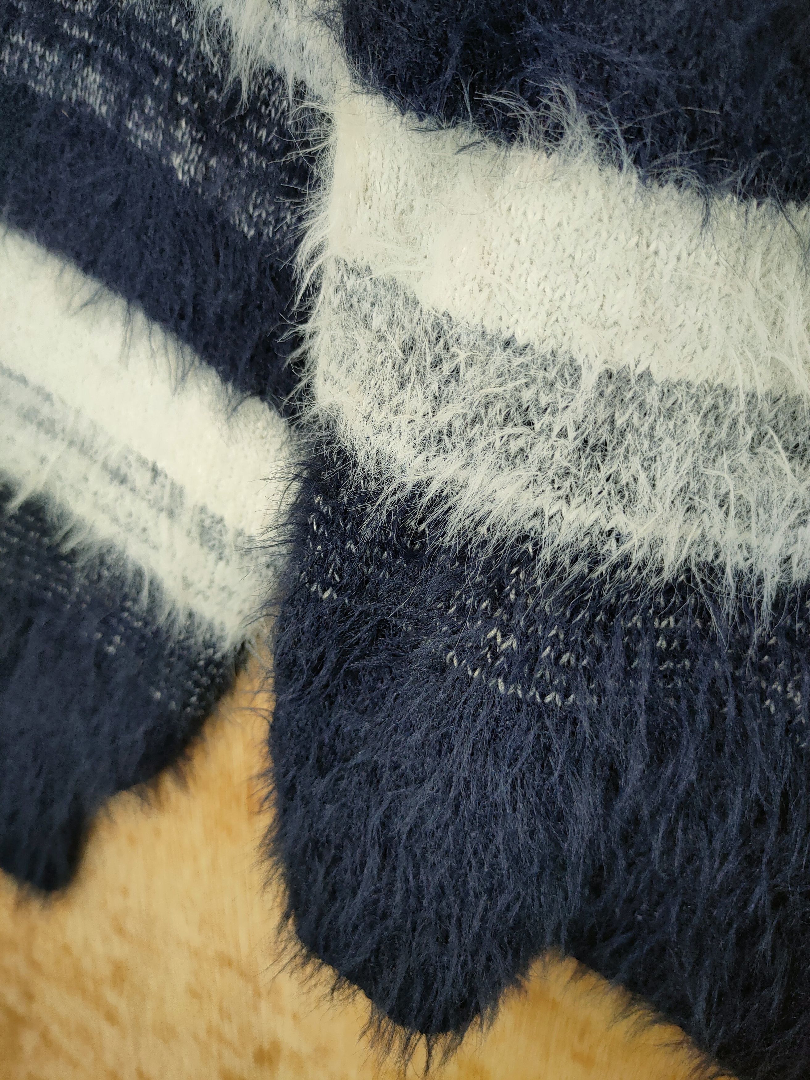 Japanese Brand DL Cecil Mc Bee stripe mohair fur shaggy knitwear #46-497 Size US M / EU 48-50 / 2 - 6 Thumbnail