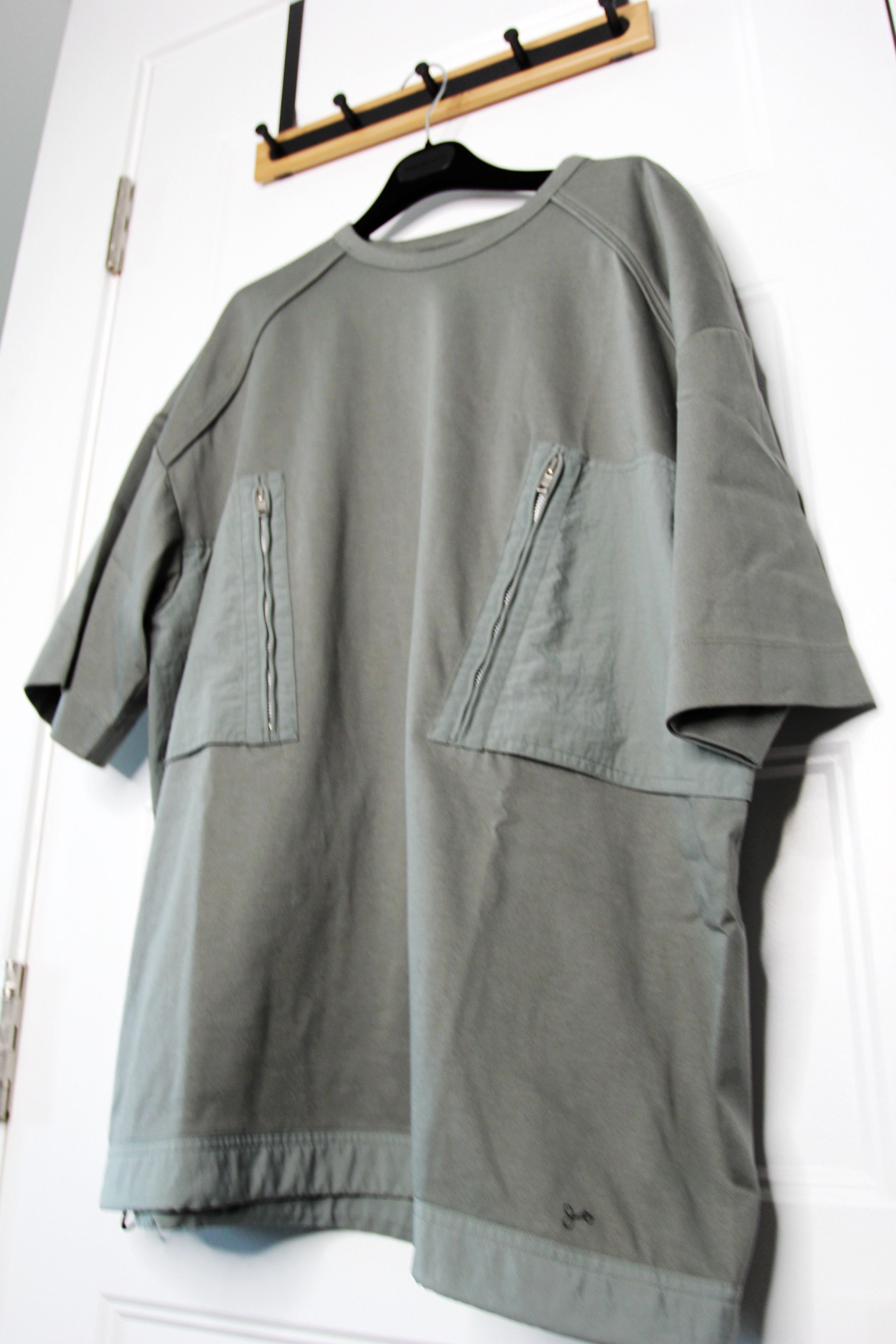 Juun.J BNWT SS23 JUUN.J NYLON ZIPPER POCKET BLOCKED STRING TSHIRT L Size US L / EU 52-54 / 3 - 5 Thumbnail