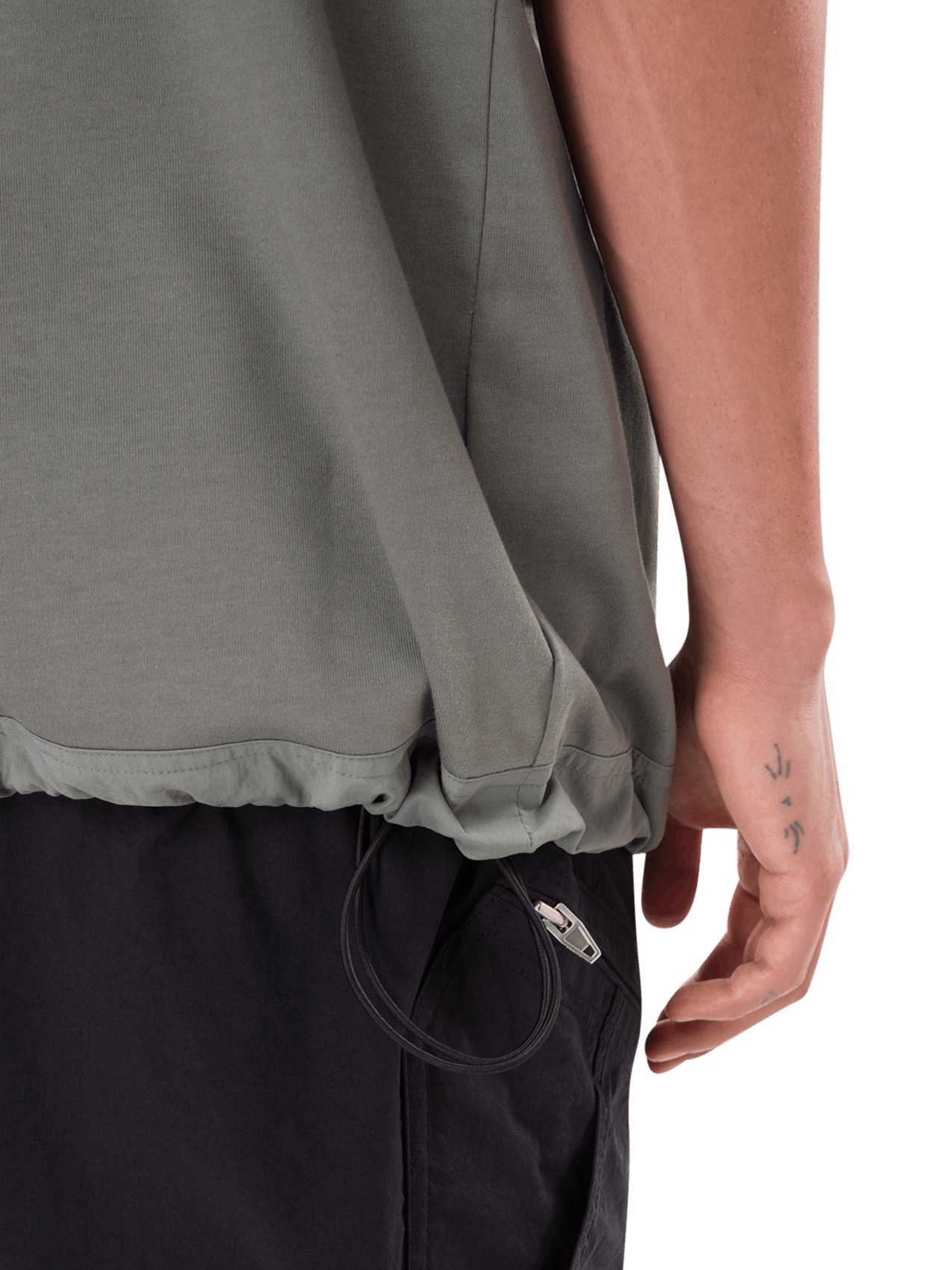 Juun.J BNWT SS23 JUUN.J NYLON ZIPPER POCKET BLOCKED STRING TSHIRT L Size US L / EU 52-54 / 3 - 14 Thumbnail