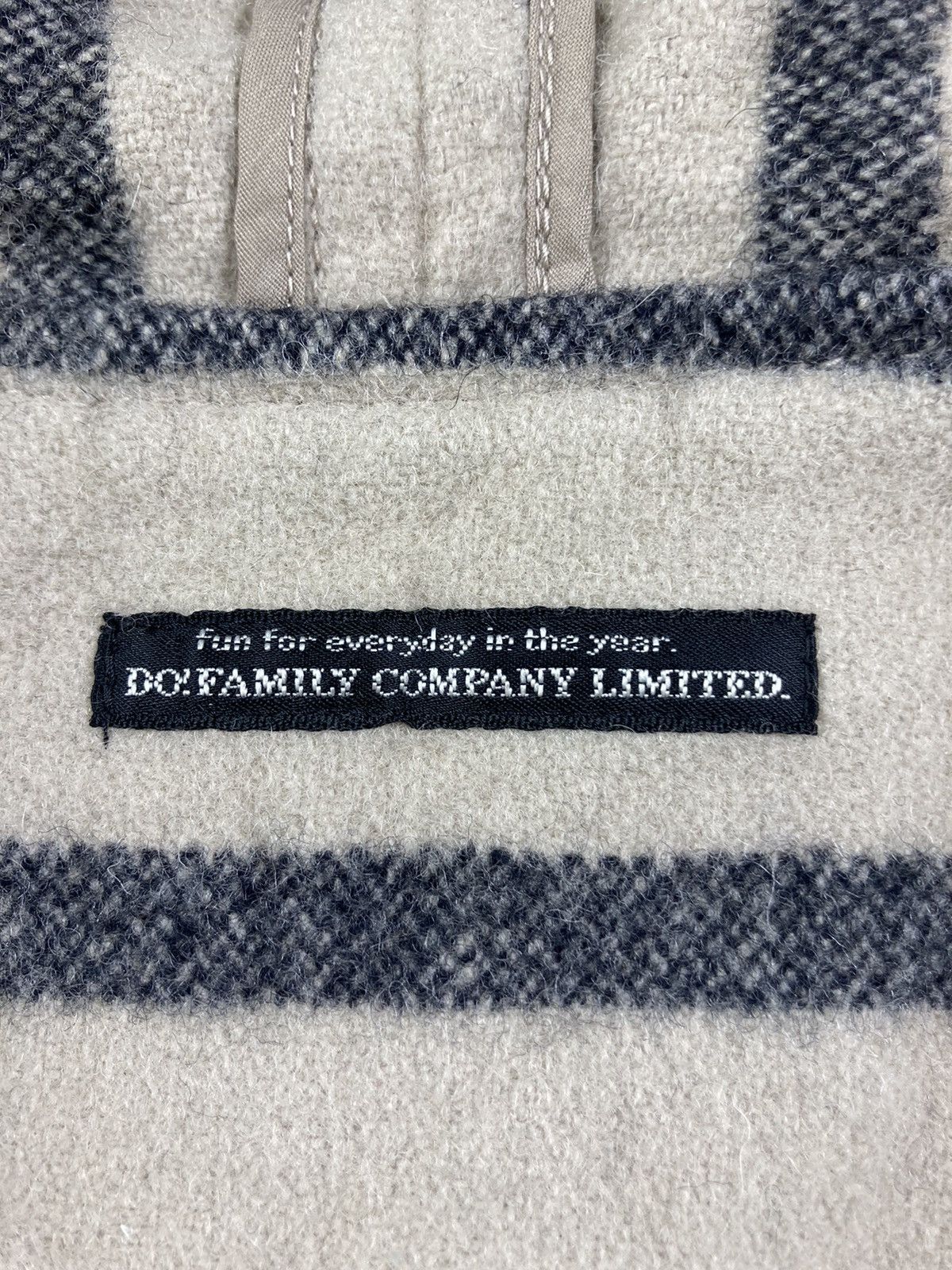 Japanese Brand × Vintage Vintage Do! family Company Limited Hoodie Style Jacket Size US M / EU 48-50 / 2 - 3 Thumbnail