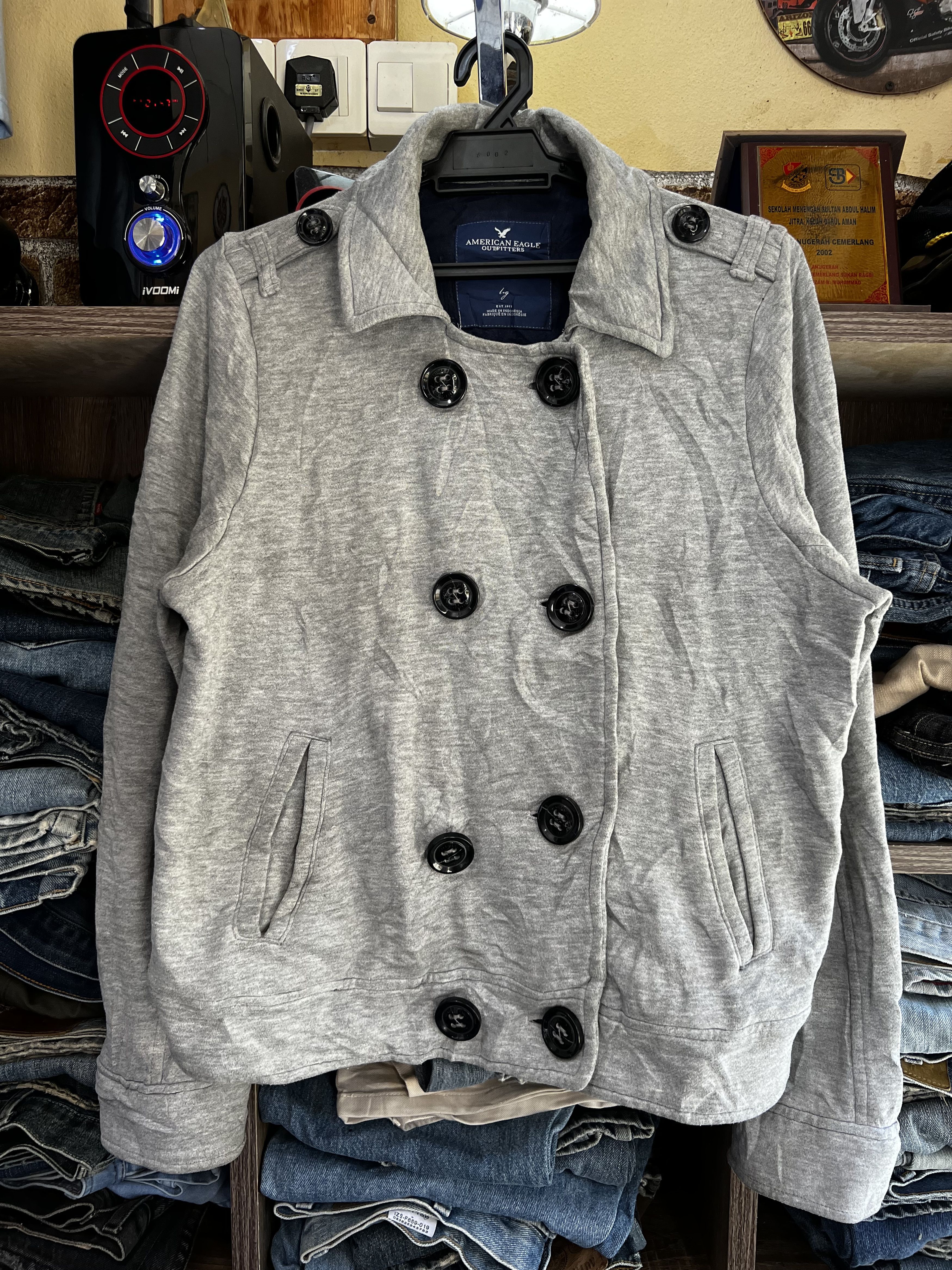 American Eagle Outfitters 🔥Cropped American Eagle Outfitters Button Jackets Size L / US 10 / IT 46 - 1 Thumbnail