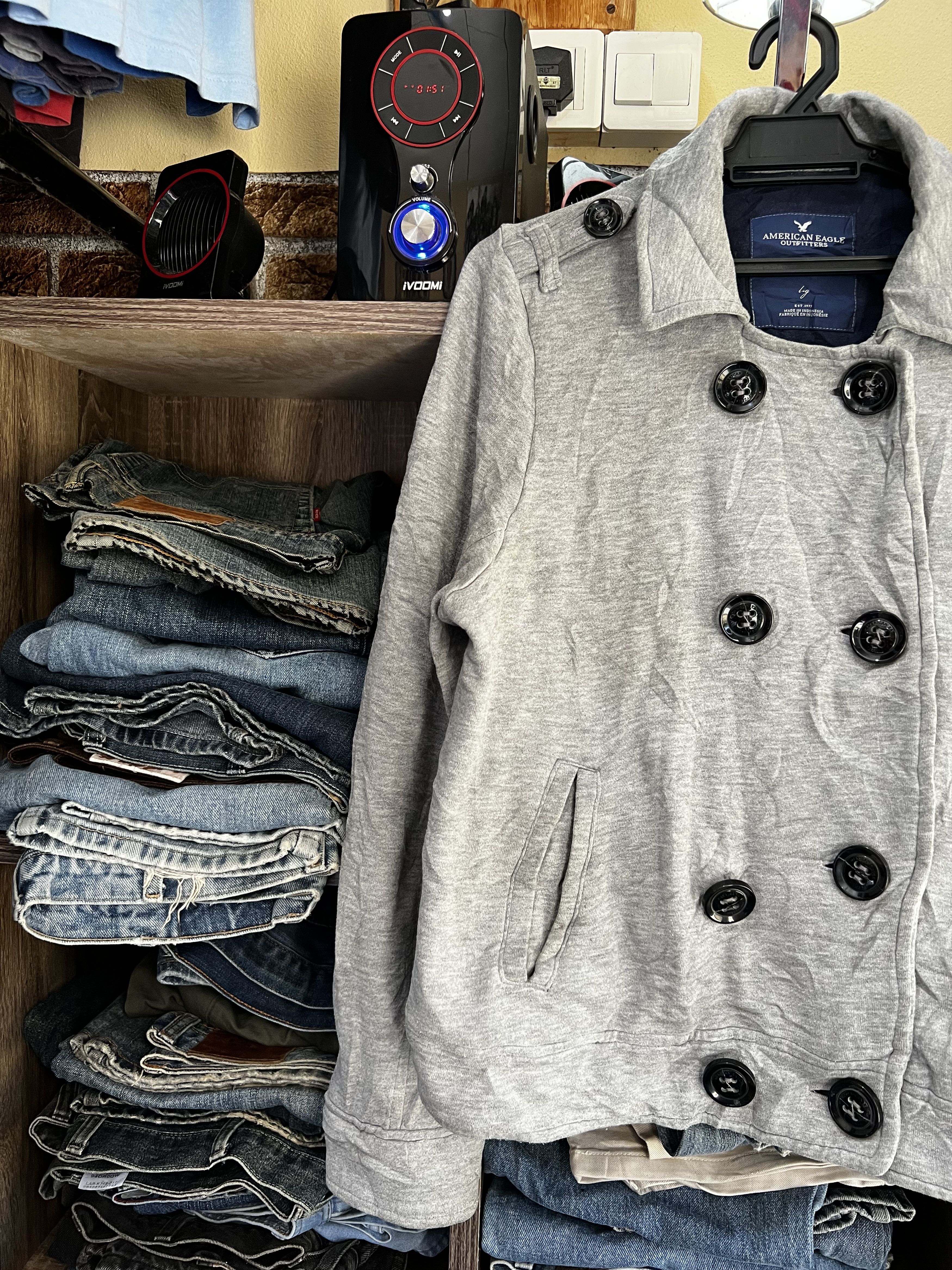 American Eagle Outfitters 🔥Cropped American Eagle Outfitters Button Jackets Size L / US 10 / IT 46 - 3 Thumbnail