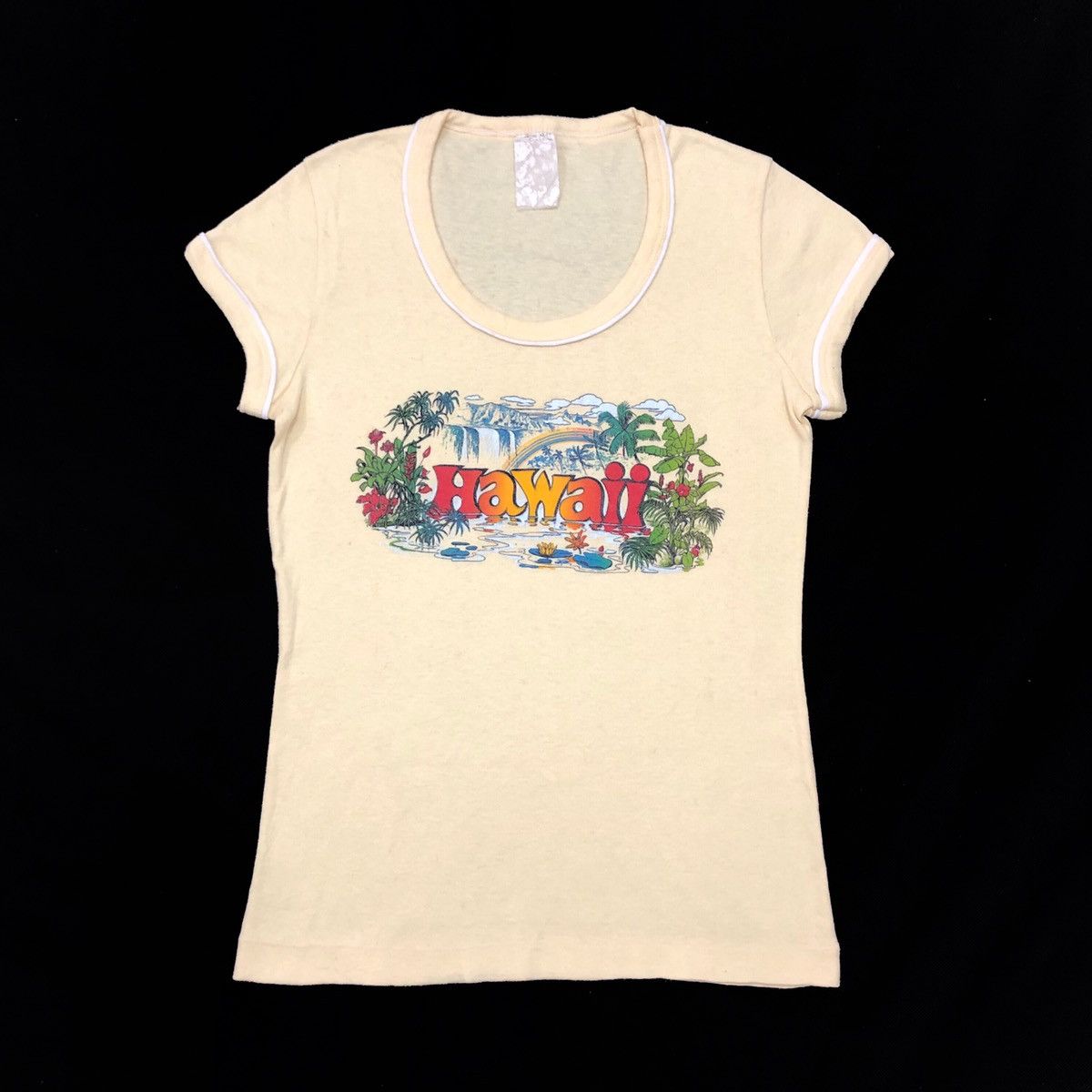 Vintage Vintage Hawaii 80's Short Sleeves T-Shirt Style Size US S / EU 44-46 / 1 - 1 Thumbnail