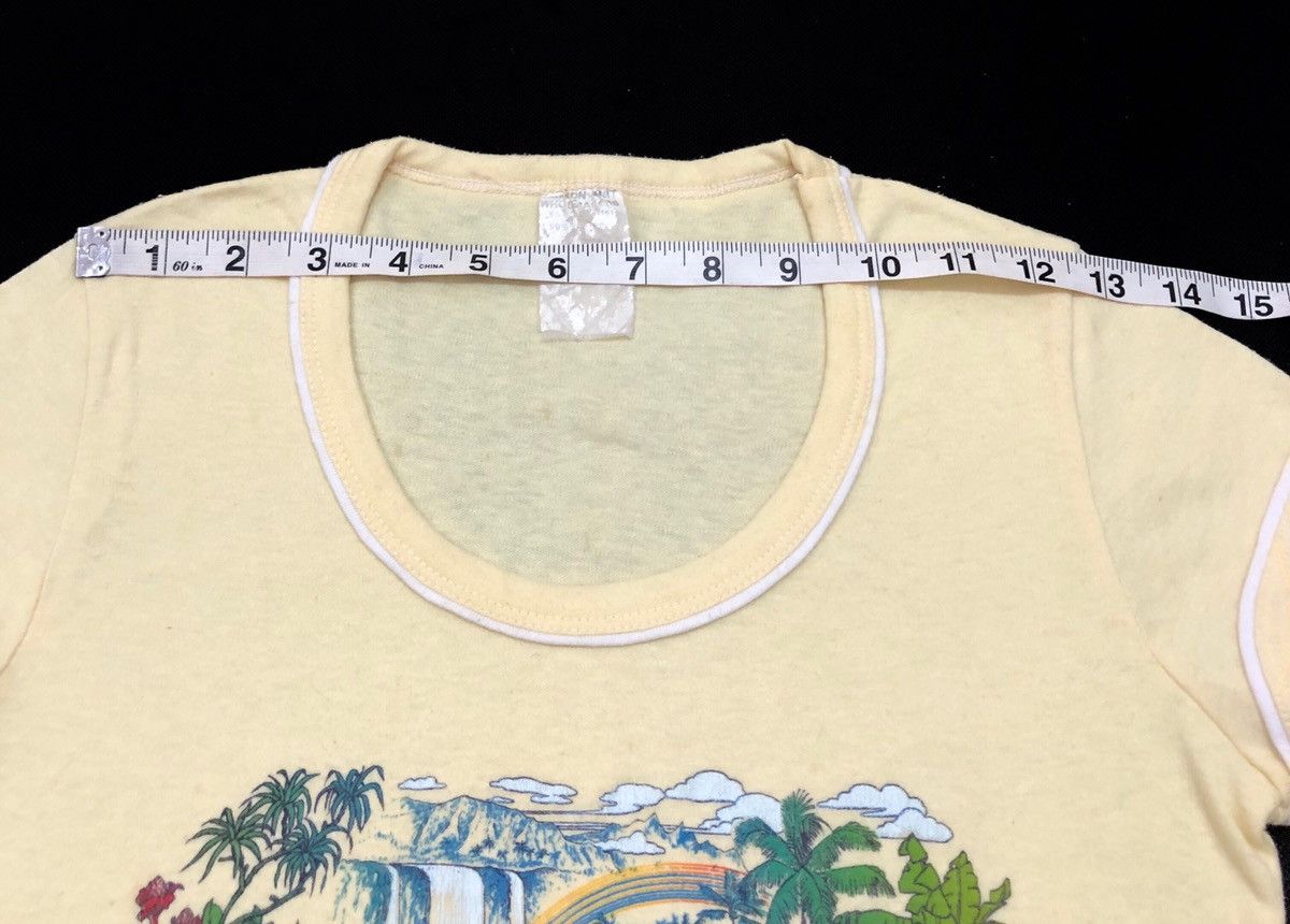 Vintage Vintage Hawaii 80's Short Sleeves T-Shirt Style Size US S / EU 44-46 / 1 - 6 Thumbnail