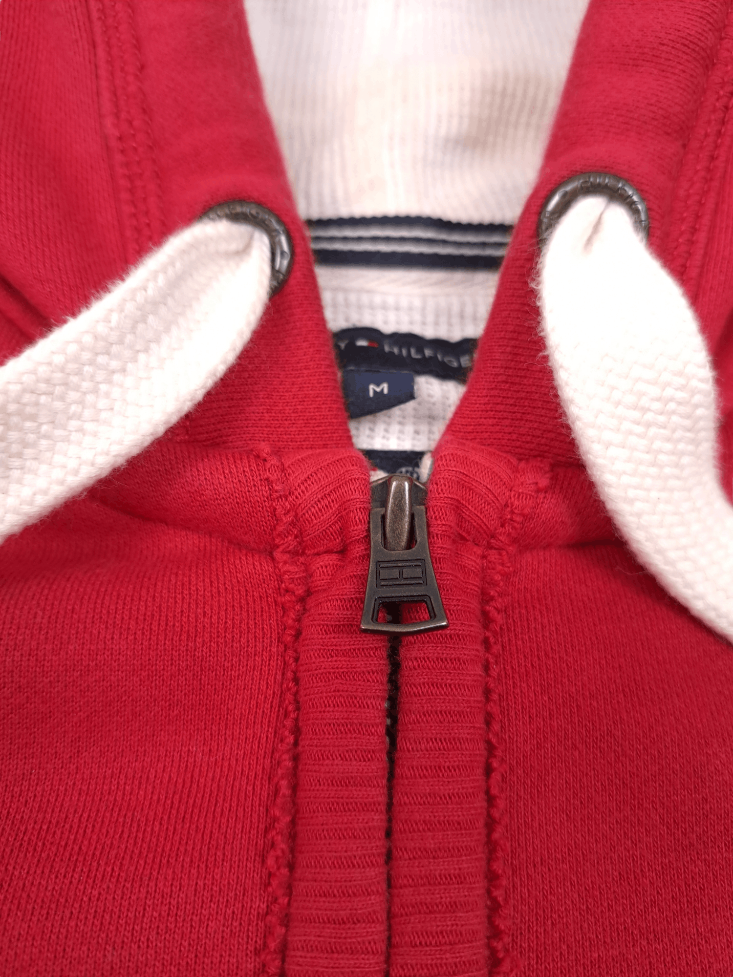 Tommy Hilfiger × Vintage Tommy Hilfiger Red Logo Hoodie Size M Size US M / EU 48-50 / 2 - 6 Thumbnail