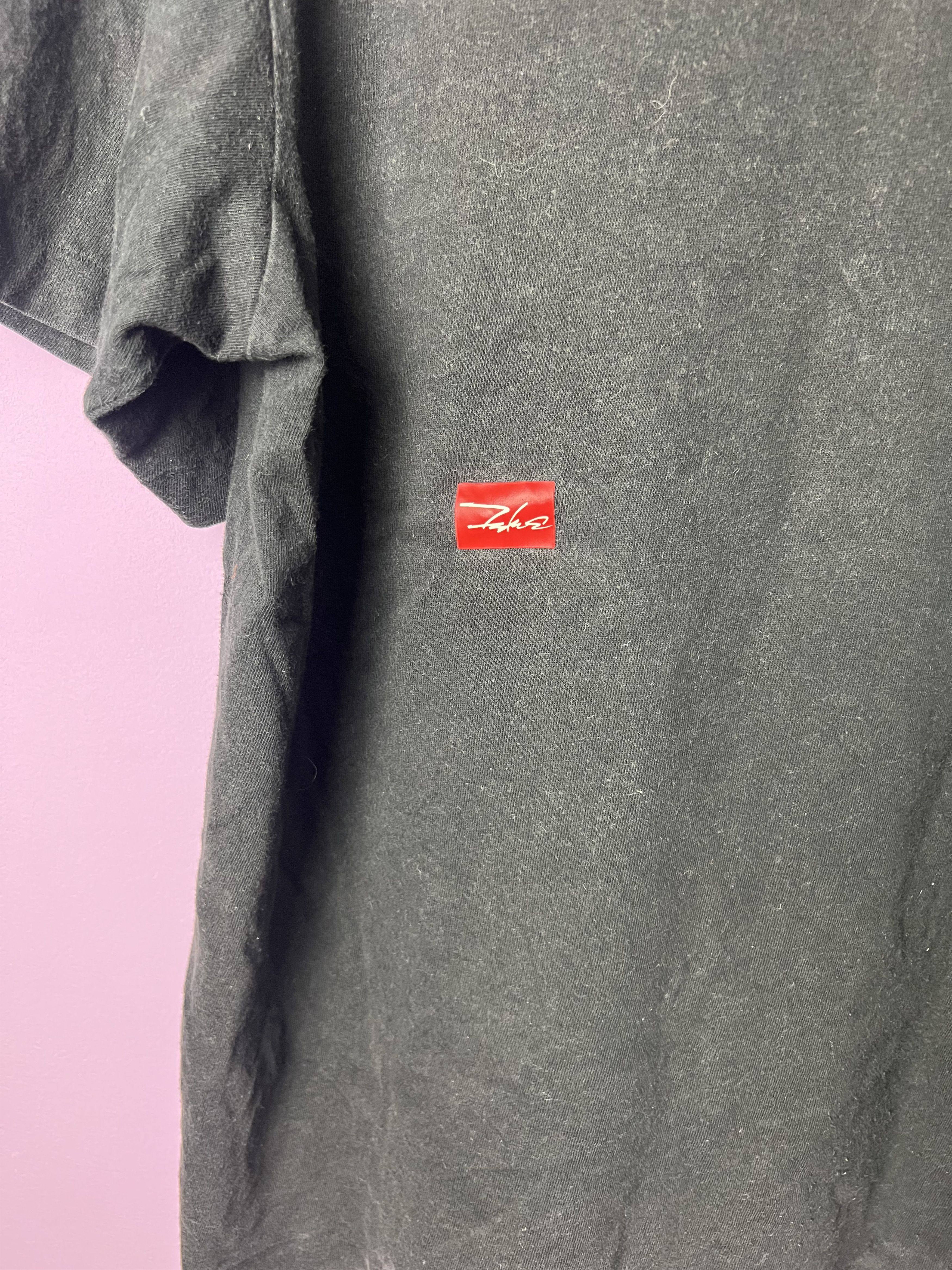 Futura × Uniqlo 🔥Uniqlo Futura 2000 Logo Tees Size US L / EU 52-54 / 3 - 9 Thumbnail