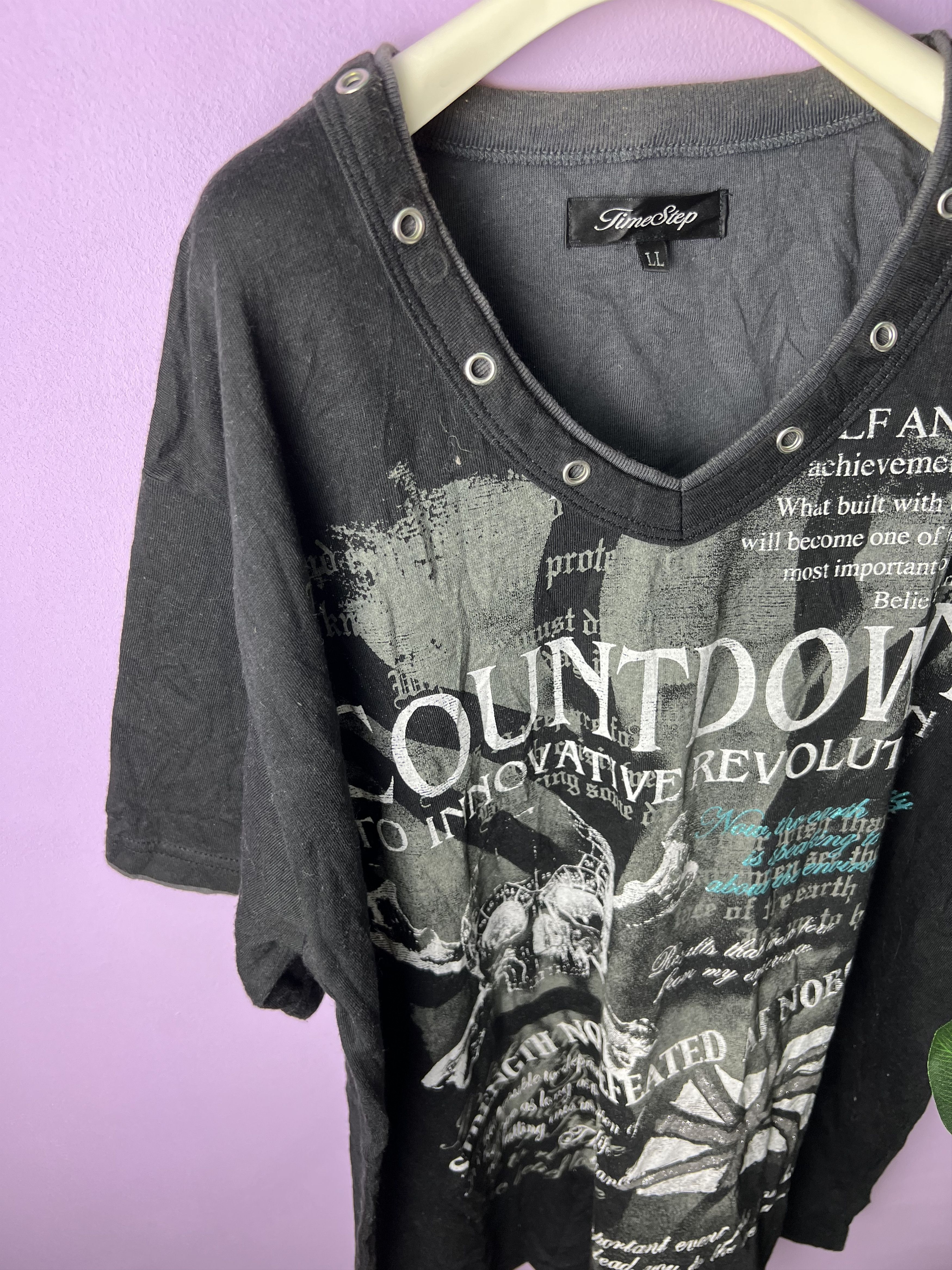 If Six Was Nine 🔥Time Step Skulls V Neck Tees Size US M / EU 48-50 / 2 - 5 Thumbnail