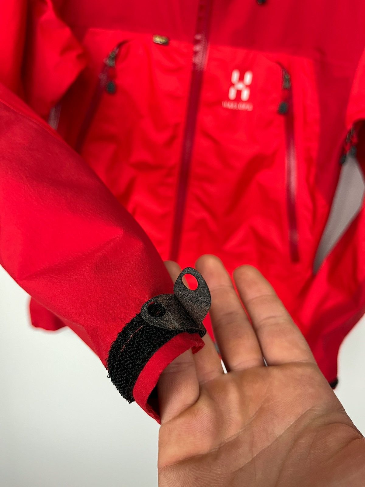 Haglofs HAGLOFS GARE-TEX MOUNTAIN JACKET WOMENS 10 Size M / US 6-8 / IT 42-44 - 4 Thumbnail
