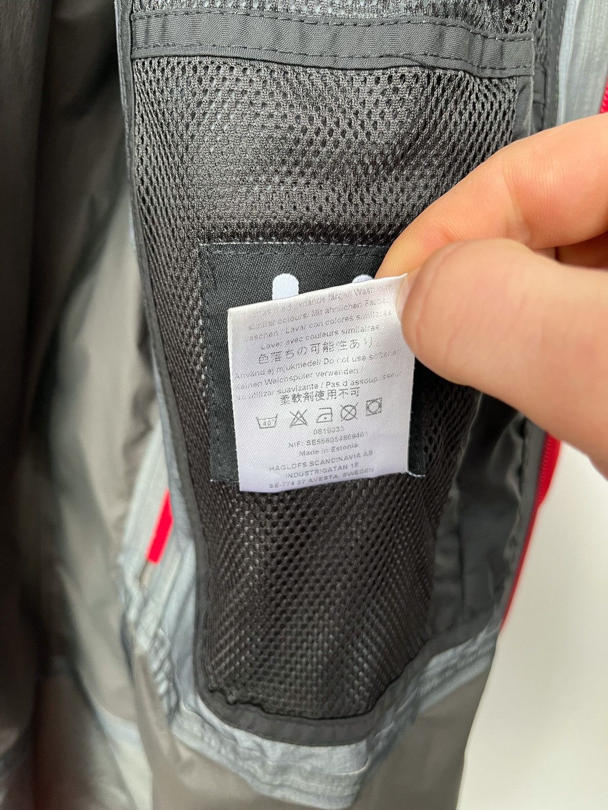 Haglofs HAGLOFS GARE-TEX MOUNTAIN JACKET WOMENS 10 Size M / US 6-8 / IT 42-44 - 14 Thumbnail