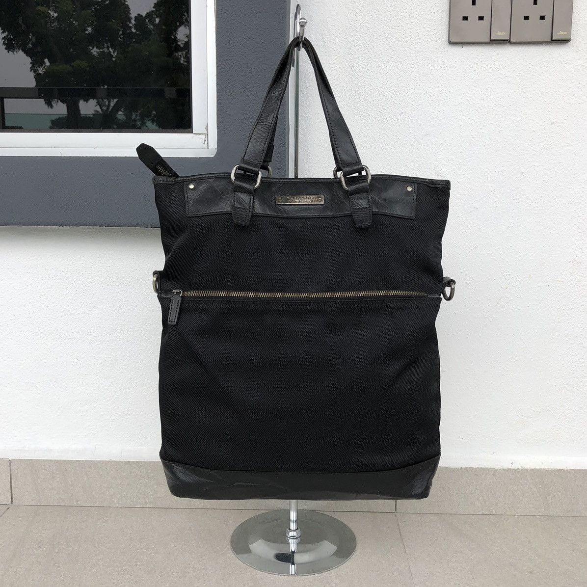 Burberry Burberry Black Labe Mix Leather Tote Bag Size ONE SIZE - 1 Thumbnail