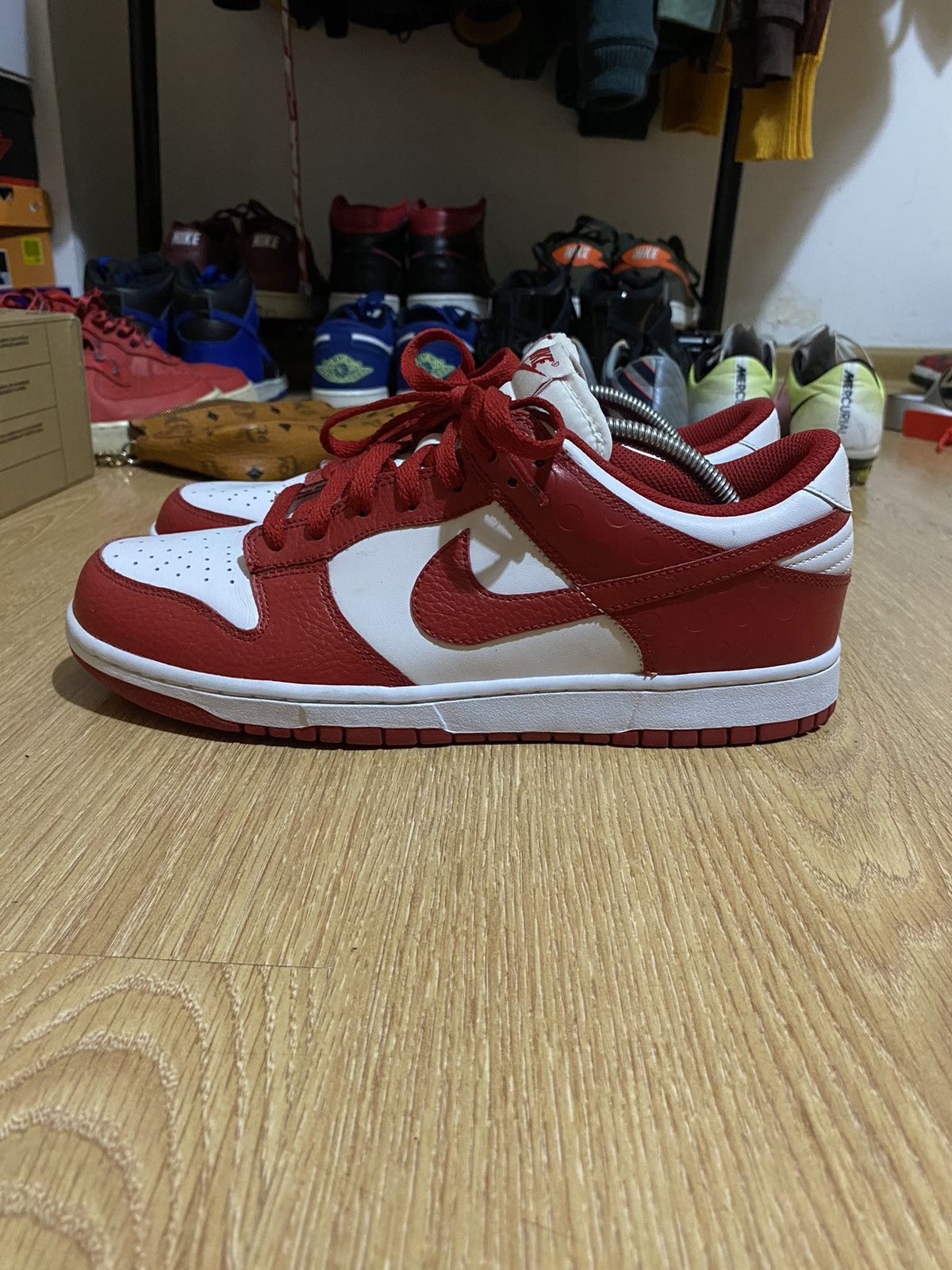 Nike Nike Dunk Low White Varsity Red 2010 St Johns Size US 11.5 / EU 44-45 - 4 Thumbnail