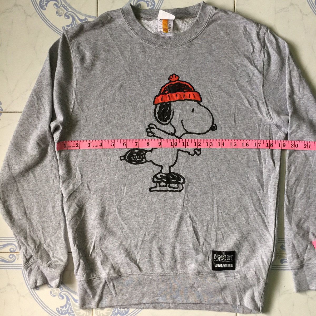 Cartoon Network Tower Record Snoopy Peanuts sweatshirt Printed in Japan Size US M / EU 48-50 / 2 - 4 Thumbnail