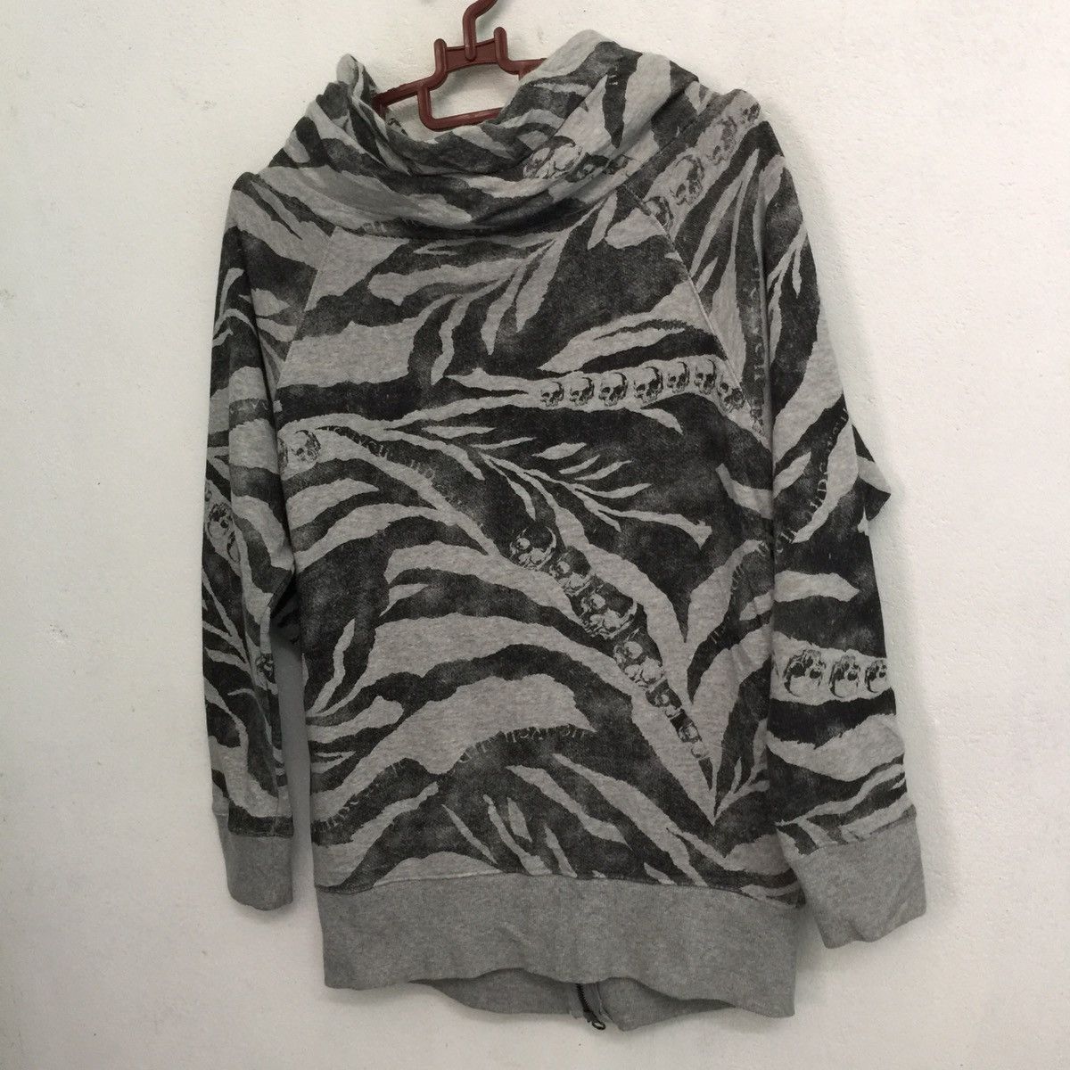 Japanese Brand Rare design skulls heaven and earth sweater zipper Size US M / EU 48-50 / 2 - 8 Thumbnail