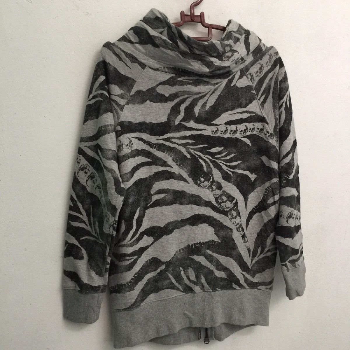 Japanese Brand Rare design skulls heaven and earth sweater zipper Size US M / EU 48-50 / 2 - 7 Thumbnail