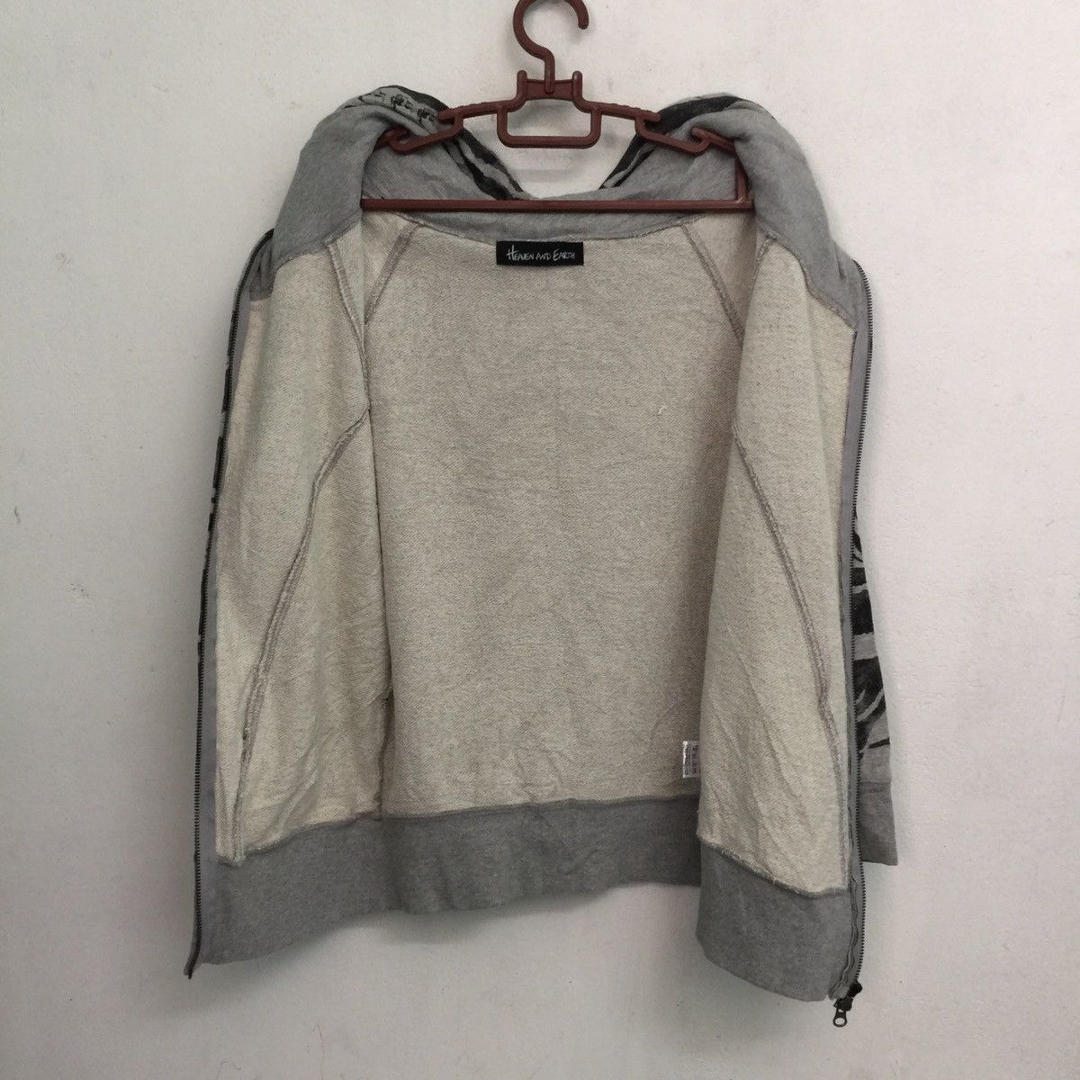 Japanese Brand Rare design skulls heaven and earth sweater zipper Size US M / EU 48-50 / 2 - 9 Thumbnail