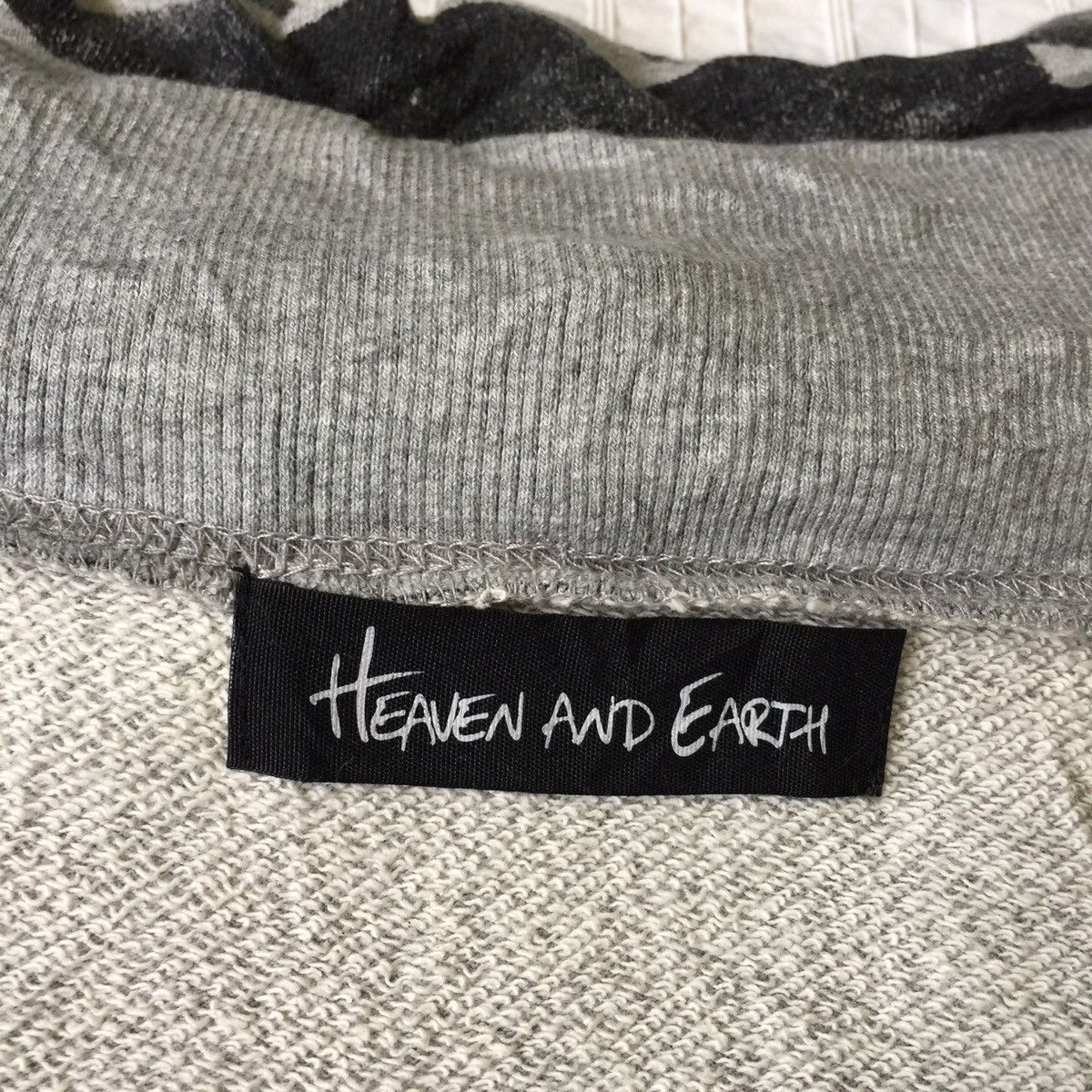 Japanese Brand Rare design skulls heaven and earth sweater zipper Size US M / EU 48-50 / 2 - 10 Thumbnail