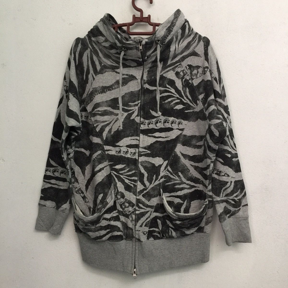 Japanese Brand Rare design skulls heaven and earth sweater zipper Size US M / EU 48-50 / 2 - 1 Thumbnail