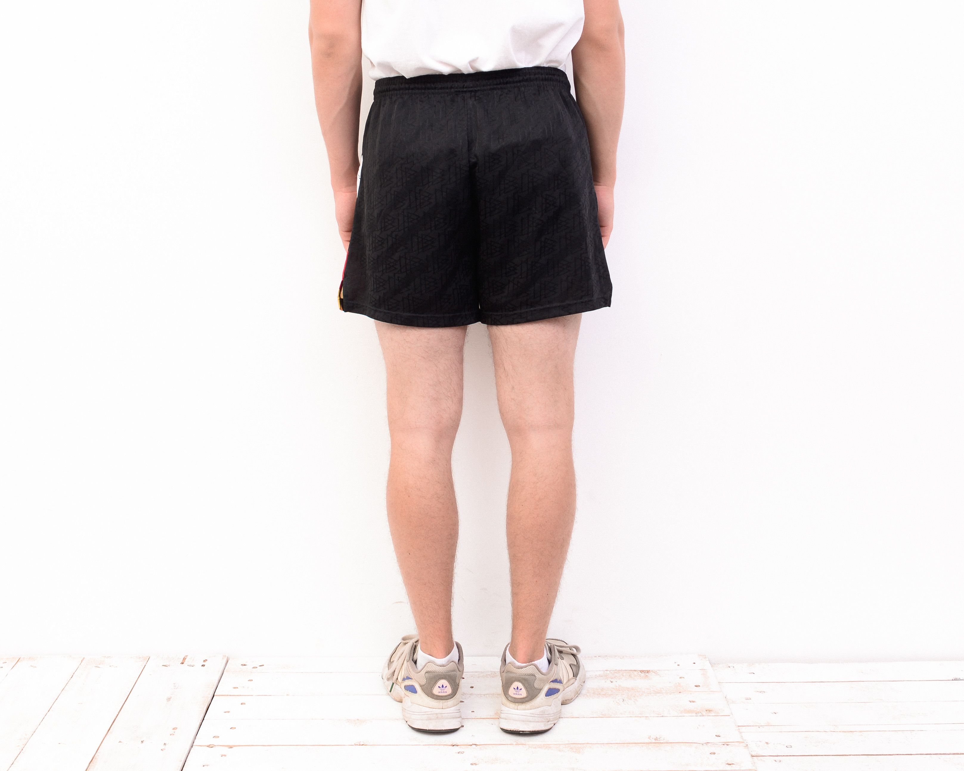 Adidas × Vintage Adidas Football Germany Shorts 1994 M Retro 90's Soccer DFB Size US 32 / EU 48 - 5 Thumbnail