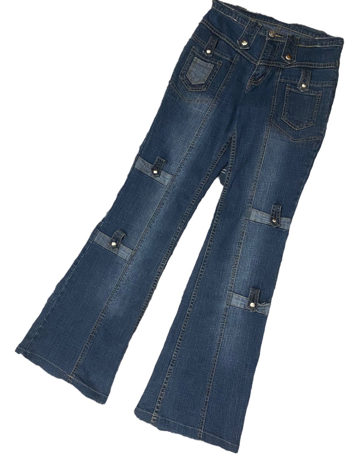 Flare Japan Classic Jean Design Rivet Button Knee Pocket