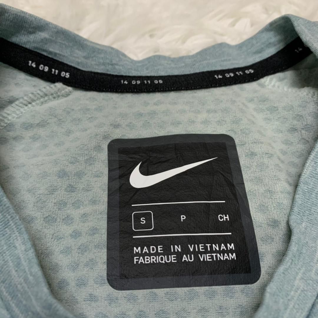 Nike Nike long sleeves Size US S / EU 44-46 / 1 - 10 Thumbnail