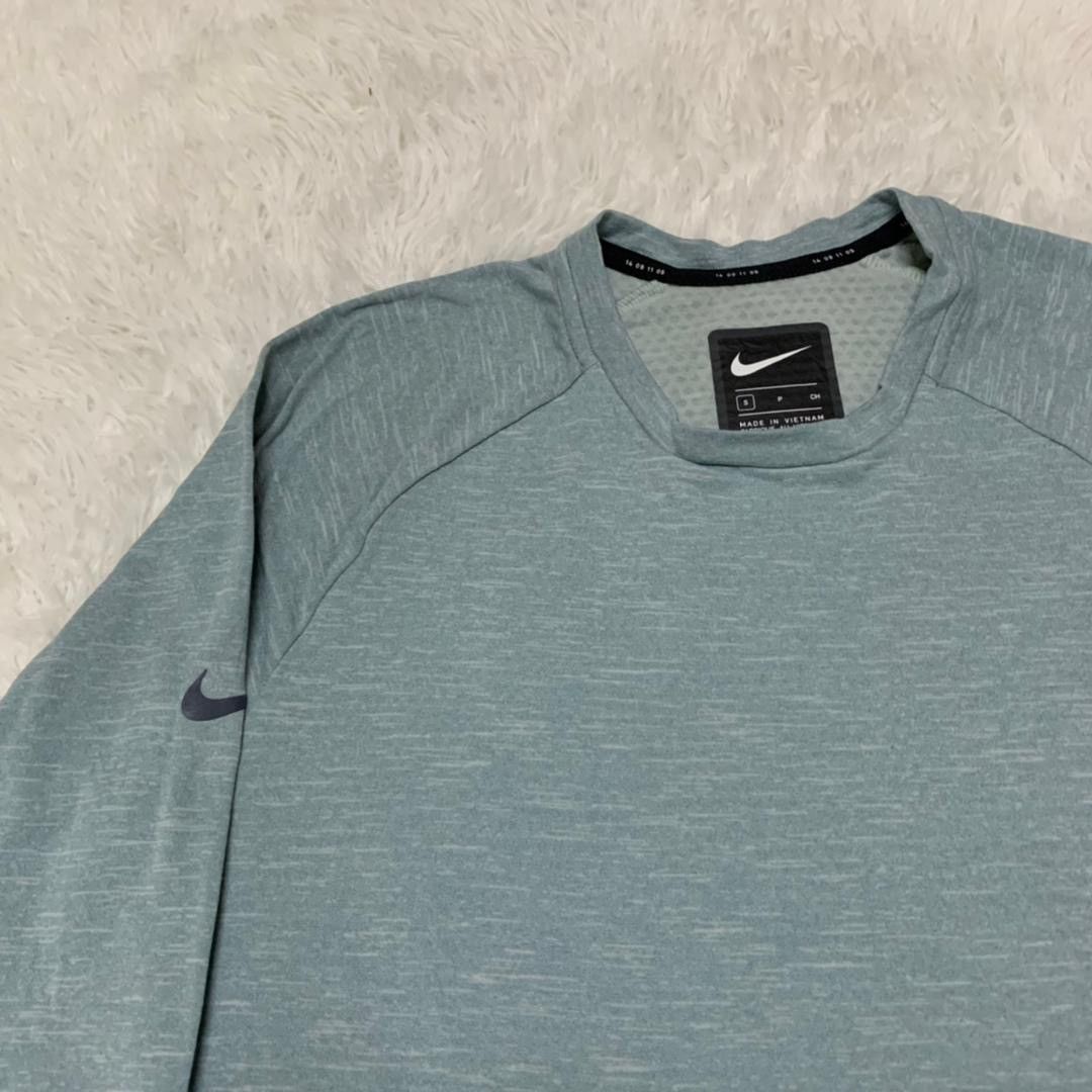 Nike Nike long sleeves Size US S / EU 44-46 / 1 - 7 Thumbnail