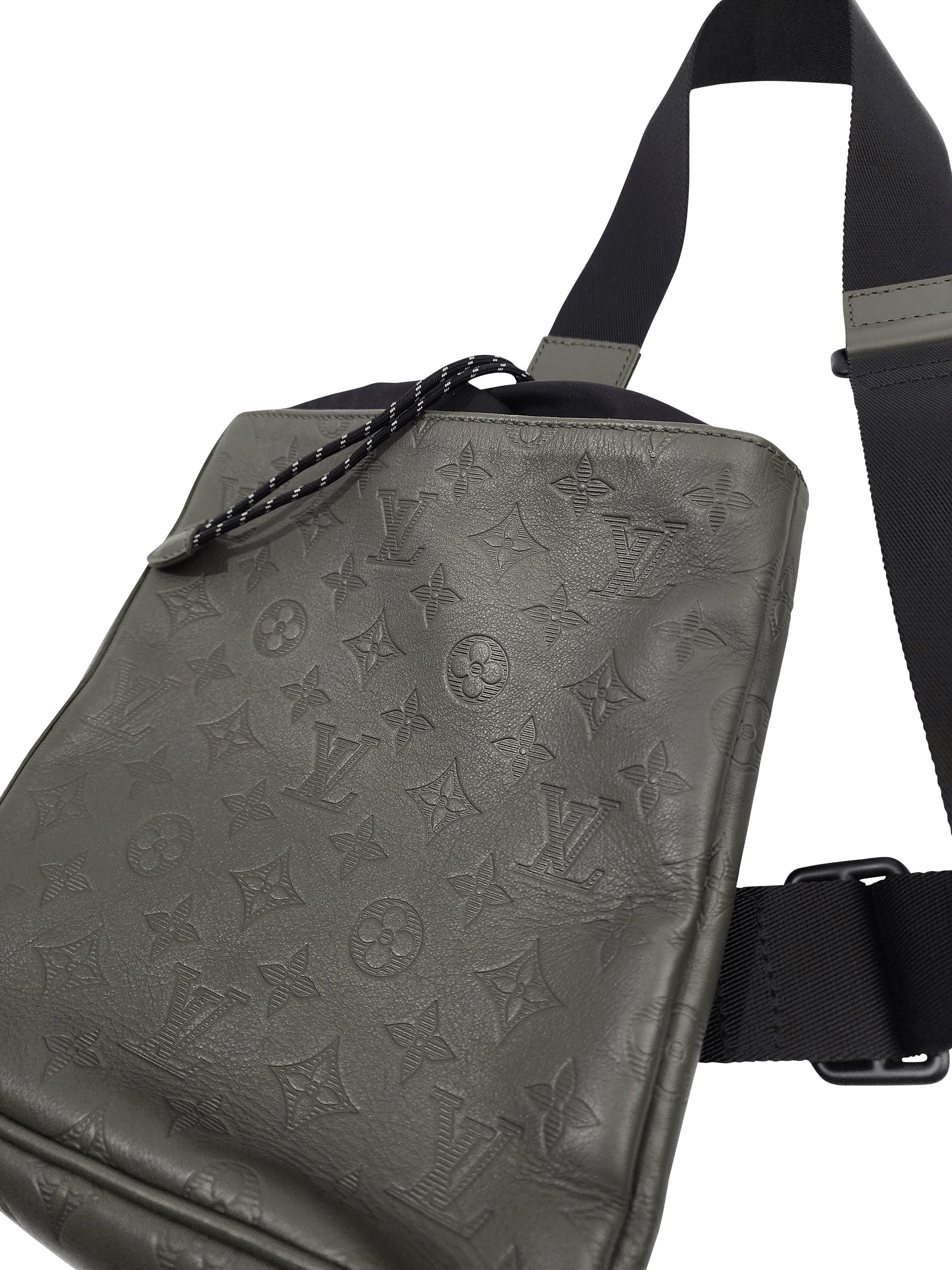 Louis Vuitton Louis Vuitton Chalk Bag Monogram Shadow Leather Size ONE SIZE - 4 Thumbnail