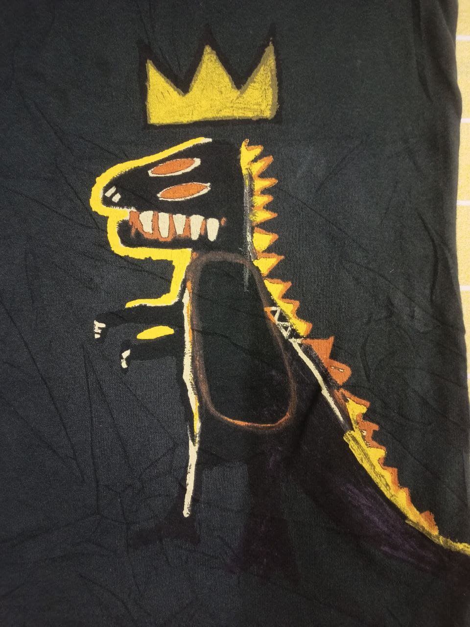 Designer × Jean-Michel Basquiat × Uniqlo 💥💥Jean Michel Basquiat Dinasour T Size M / US 6-8 / IT 42-44 - 3 Thumbnail