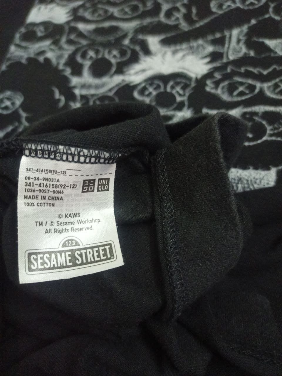 Kaws × Uniqlo Kaws X Uniqlo x Sesame Street XX pocket Graphic T Shirt Size US S / EU 44-46 / 1 - 7 Thumbnail