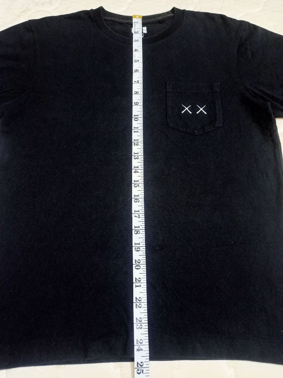 Kaws × Uniqlo Kaws X Uniqlo x Sesame Street XX pocket Graphic T Shirt Size US S / EU 44-46 / 1 - 6 Thumbnail