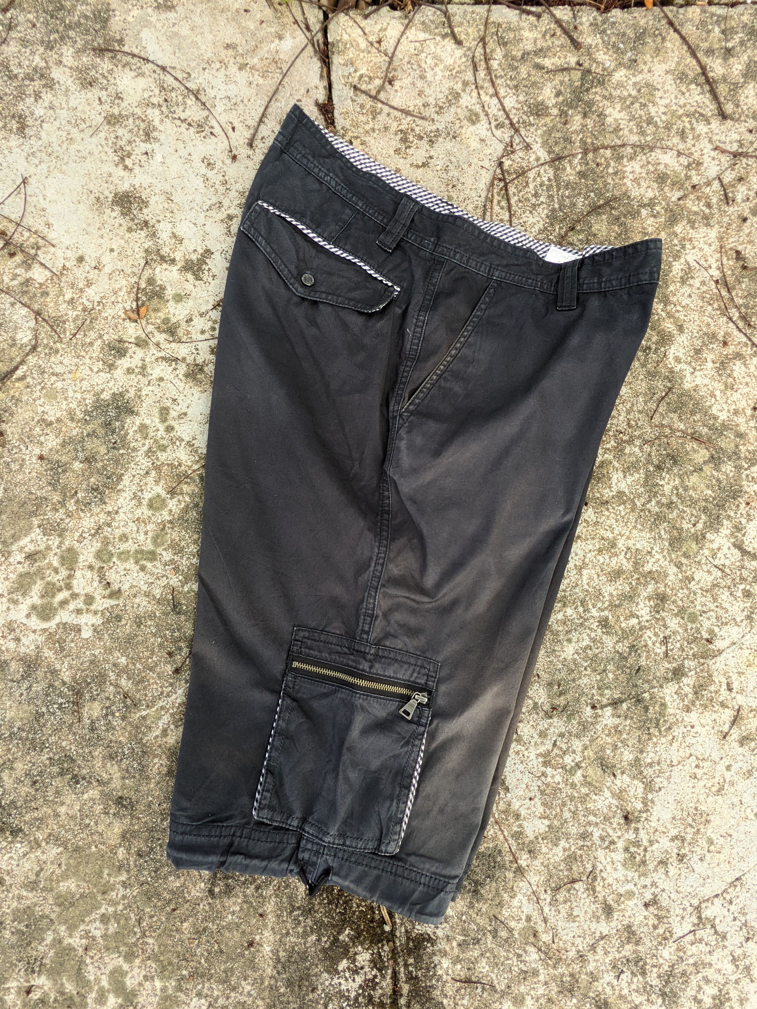 Black Label × Burberry ⚡️Rare⚡️ Burberry Sun Faded Cargo Shorts Size US 30 / EU 46 - 8 Thumbnail