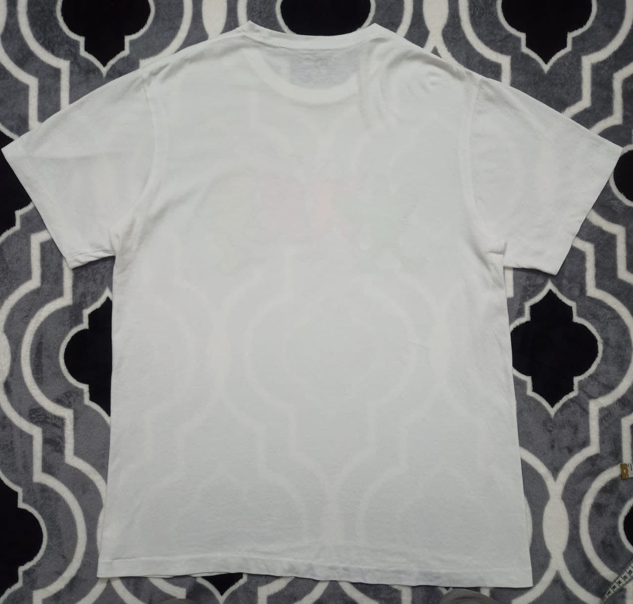 Kaws × Uniqlo 💥💥KAWS x UNIQLO MONSTER GRAPHIC T Size US XL / EU 56 / 4 - 2 Thumbnail