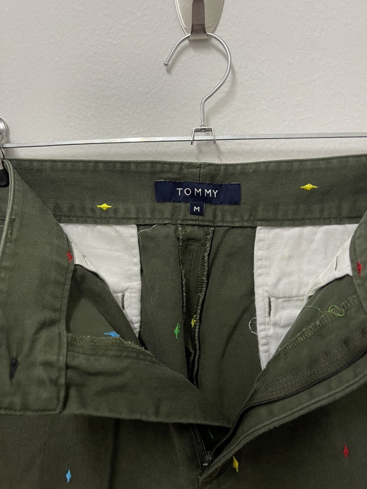 Tommy Hilfiger × Vintage Vintage Tommy Hilfiger Logo Rainbow Military Trousers Pants Size US 32 / EU 48 - 11 Thumbnail